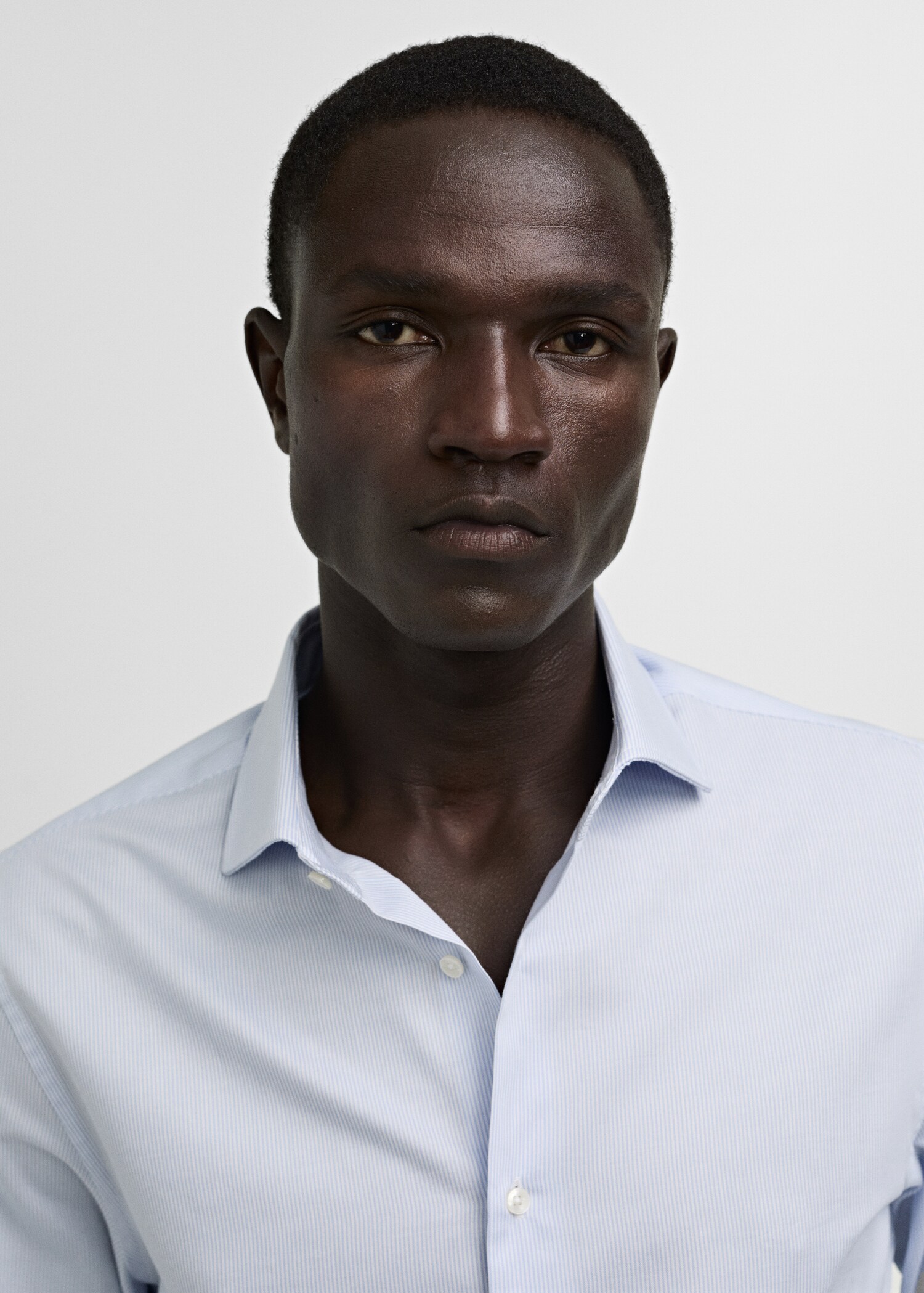 Slim-fit twill pinstripe suit shirt - Details of the article 1