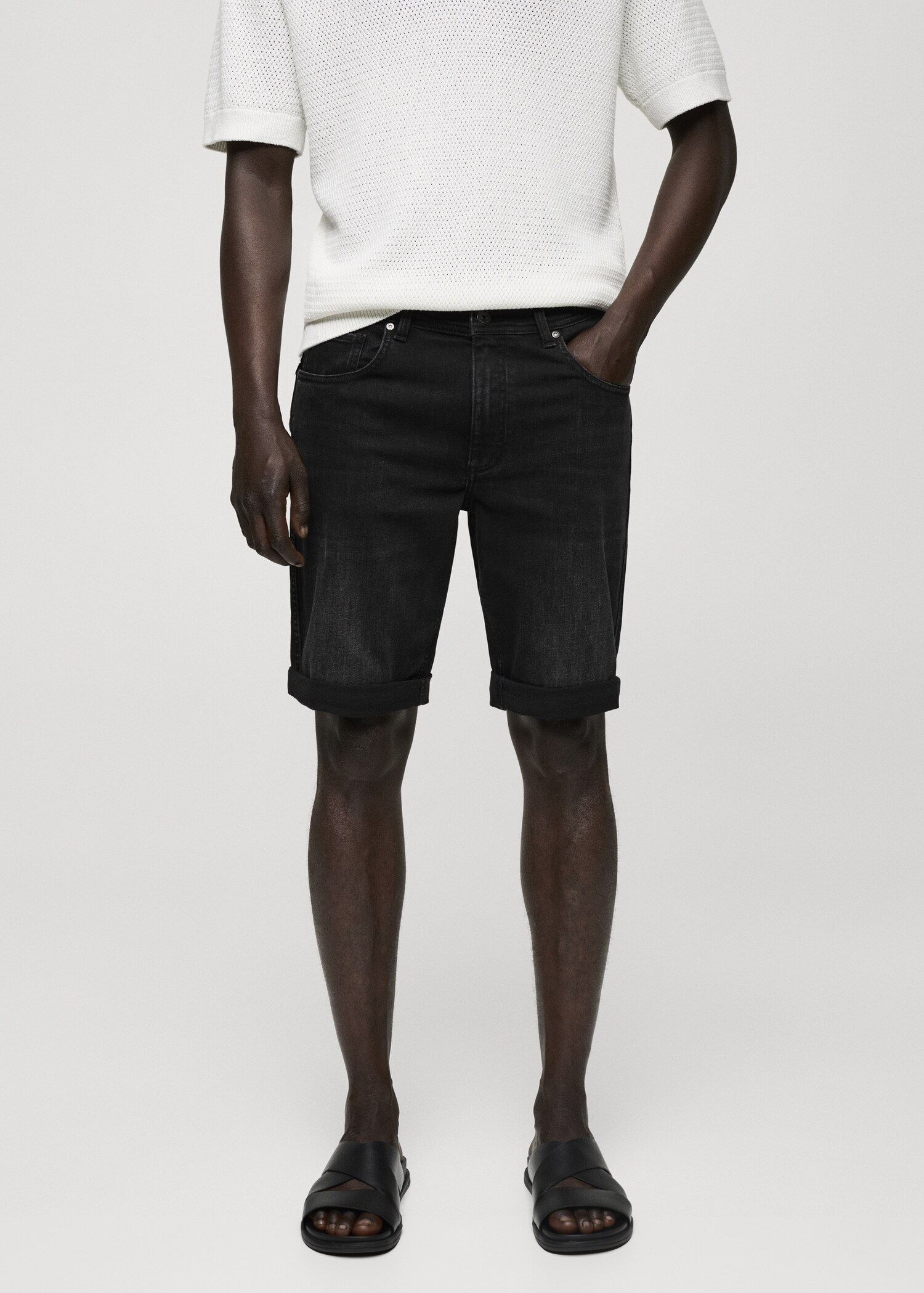 Jeansbermudas slim fit - Bild av mittparti