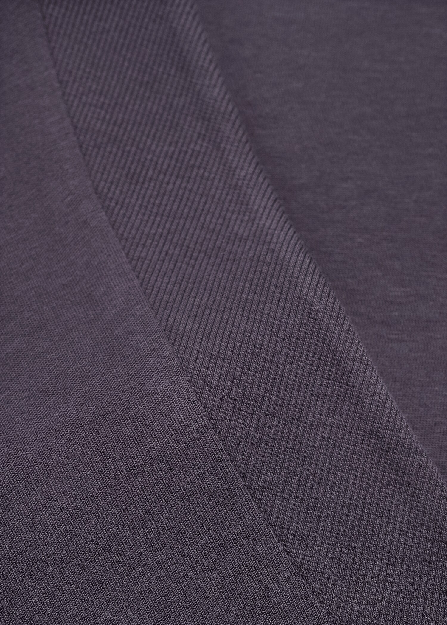Short-sleeved cotton t-shirt - Details of the article 8