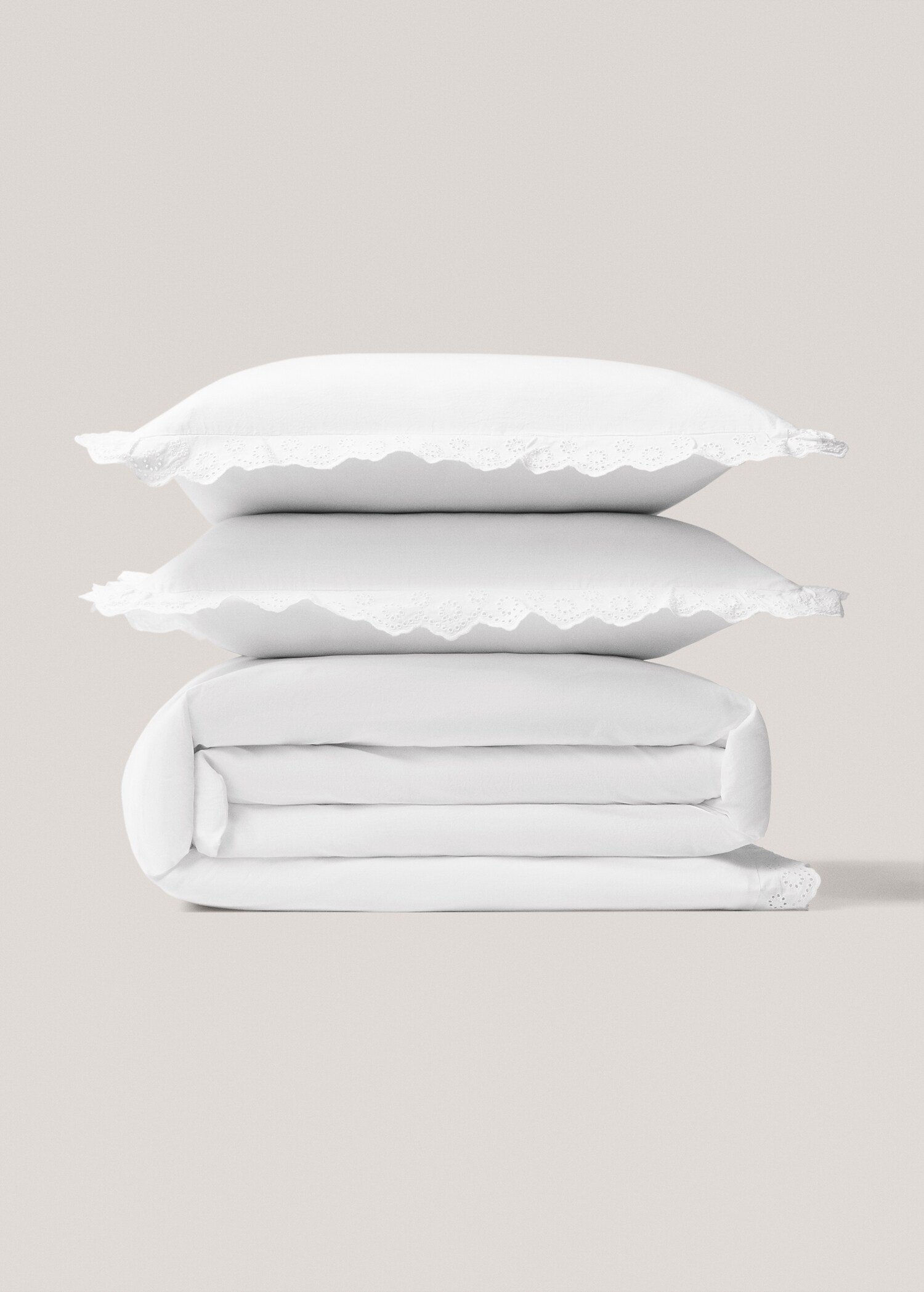 Cotton duvet cover with embroidered flounces for king bed - Article without model