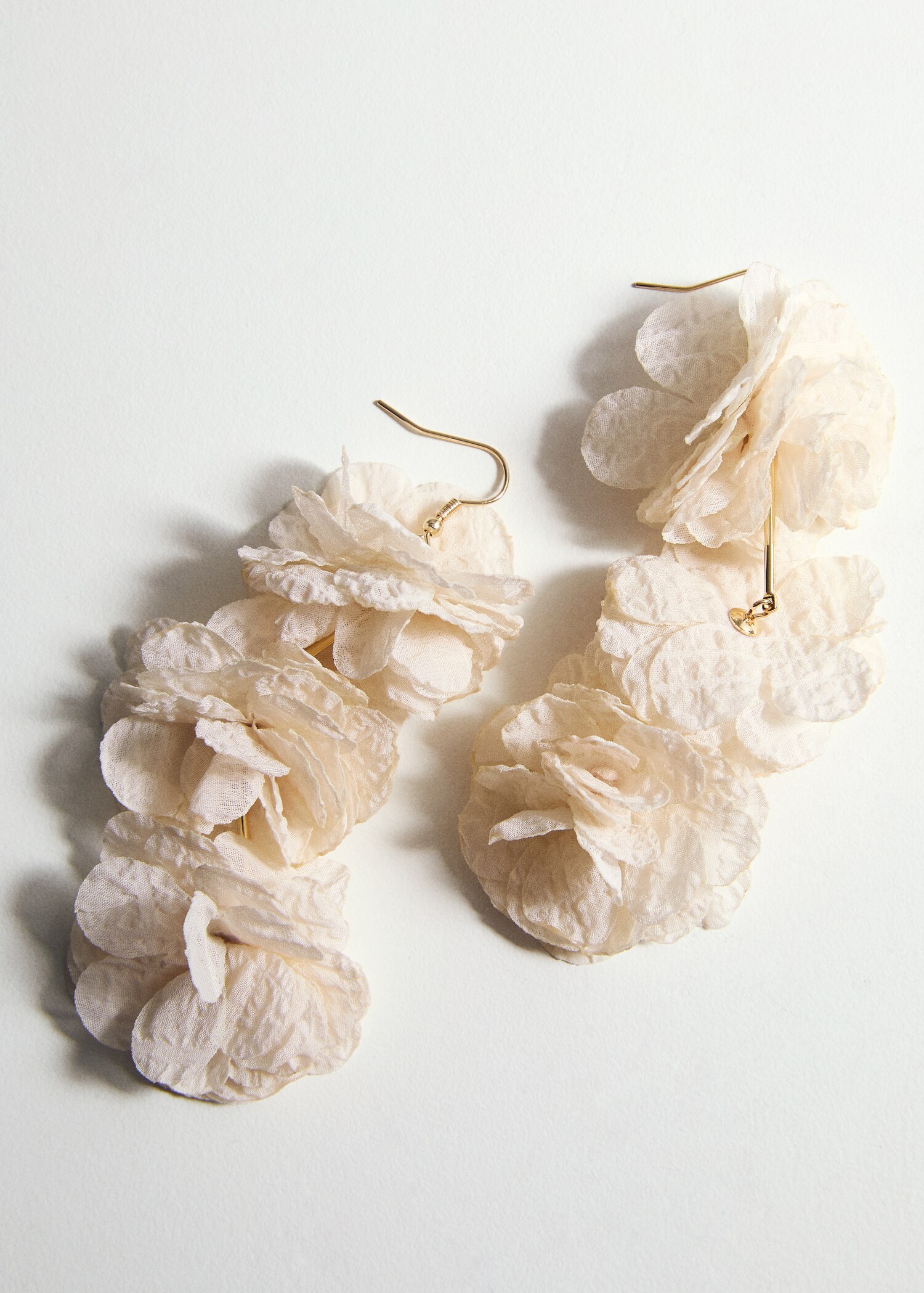 Flower pendant earrings - Details of the article 5