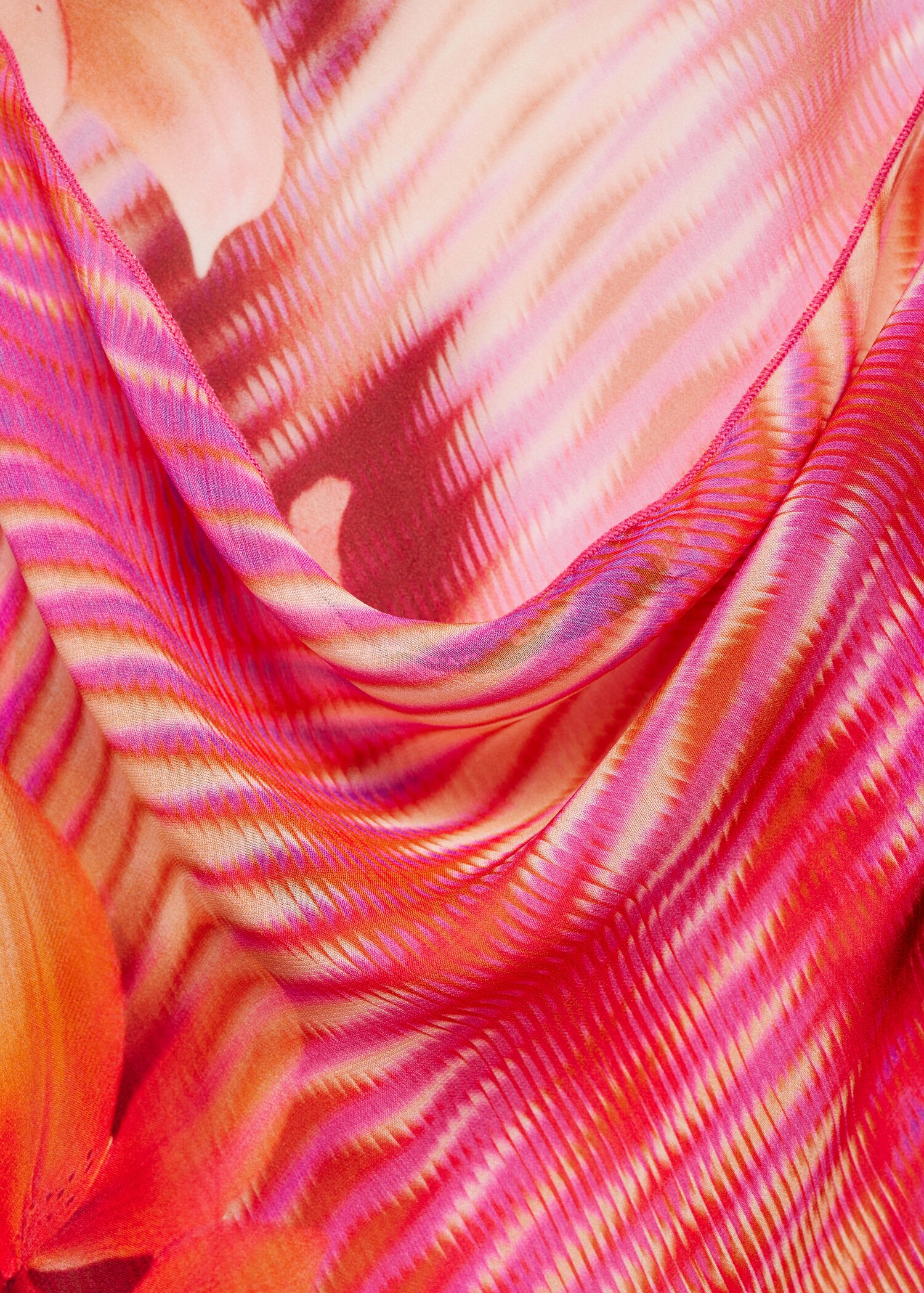 Printed dress with asymmetrical hem - Details of the article 0