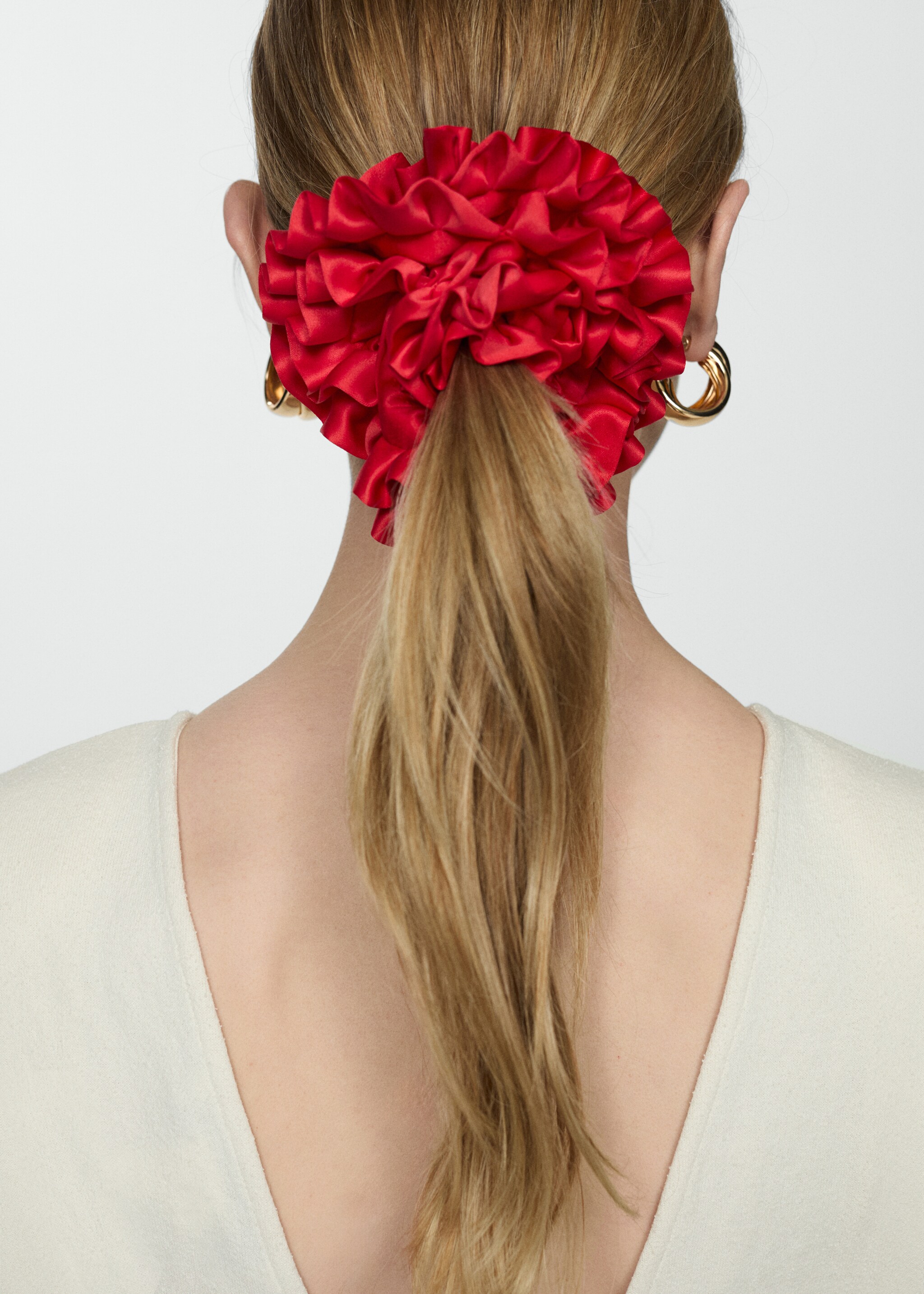 Maxi-flower scrunchie - Details of the article 9