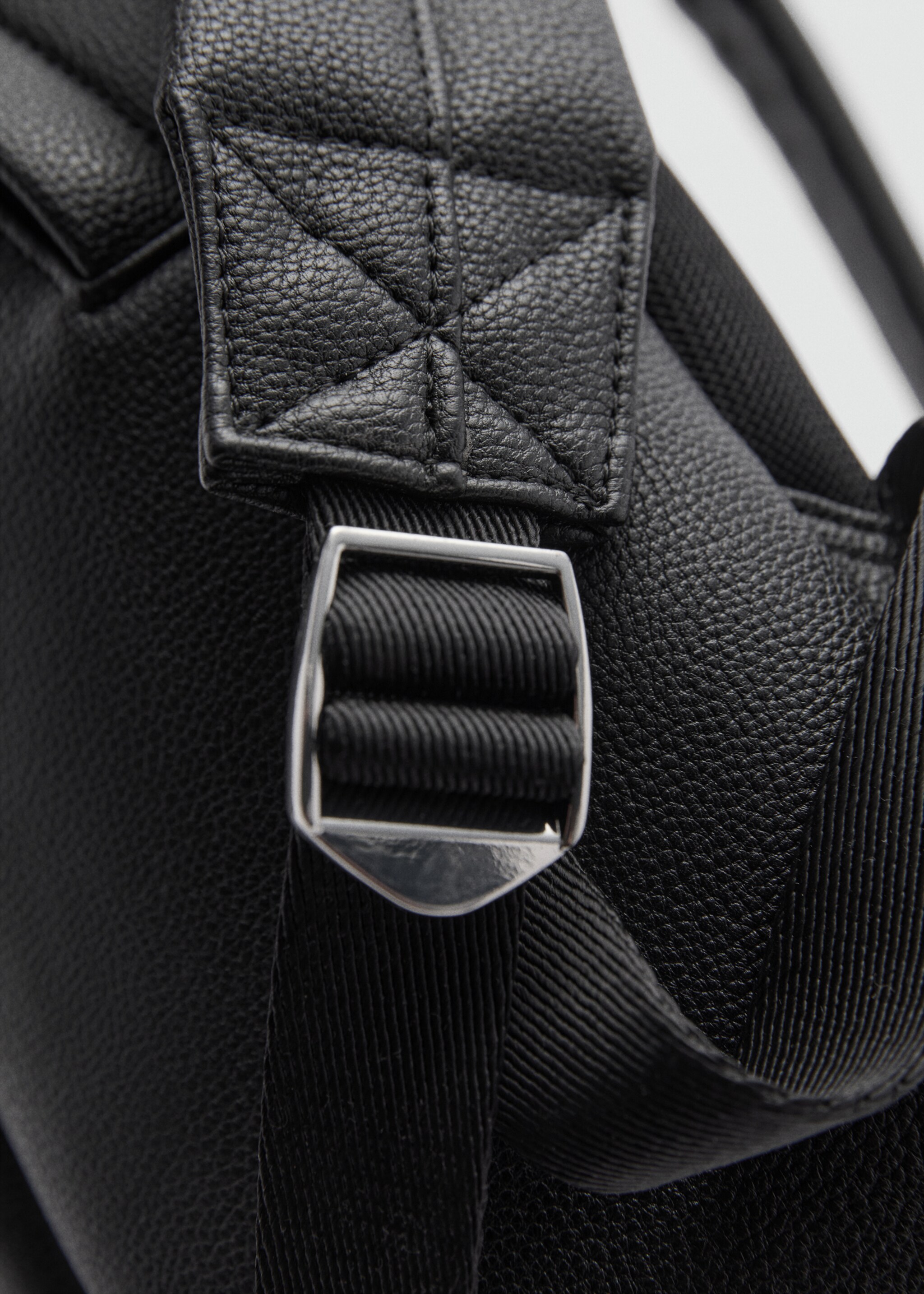 Leather-effect backpack - Details of the article 3