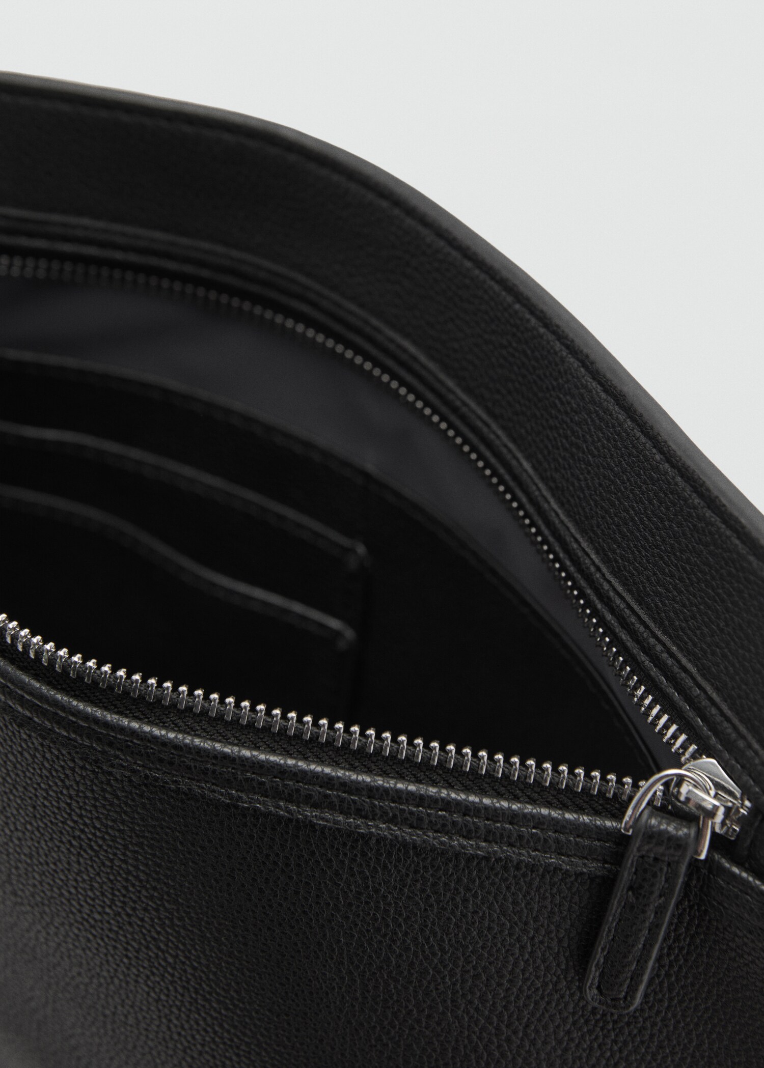 Leather-effect handbag - Details of the article 2
