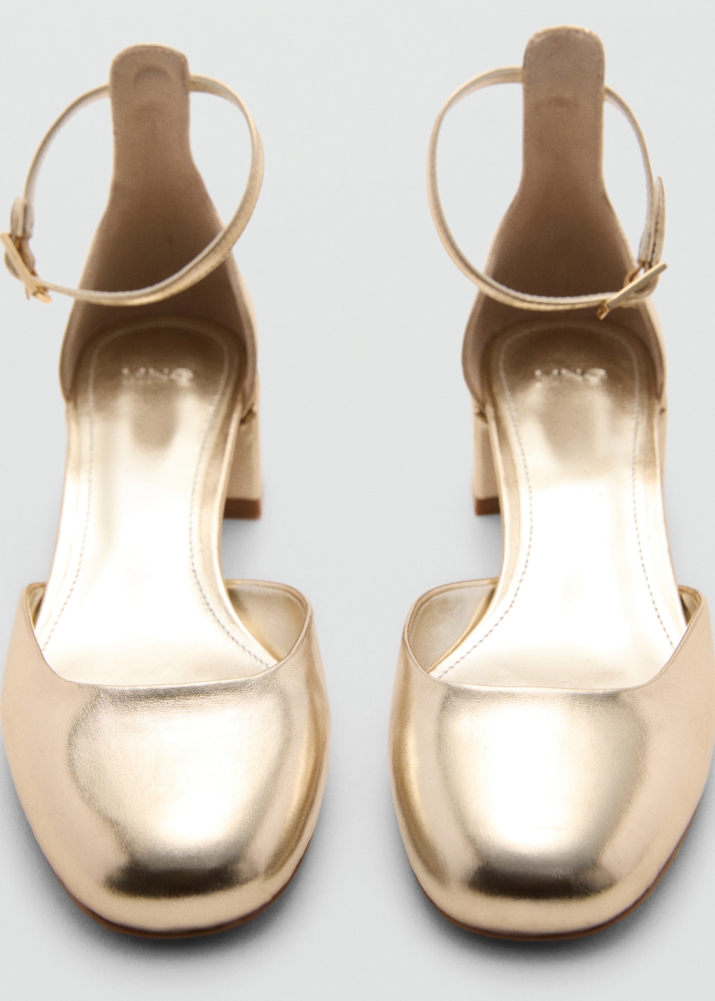 Gold and gold shoes hotsell