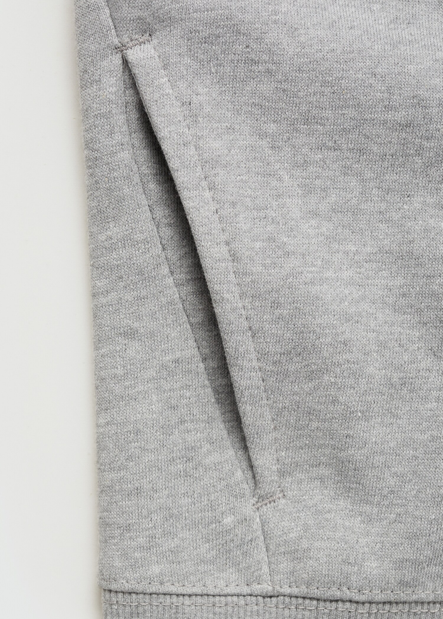 Sweat-shirt zippé à capuche - Détail de l'article 0