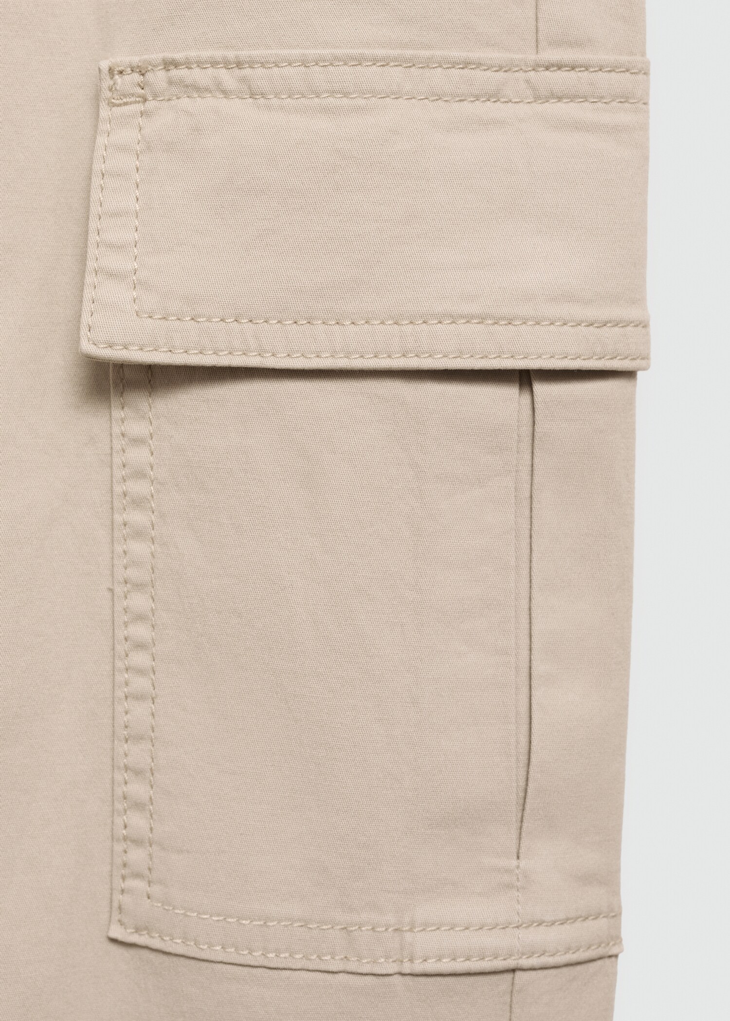 Cargo jogger trousers - Details of the article 8