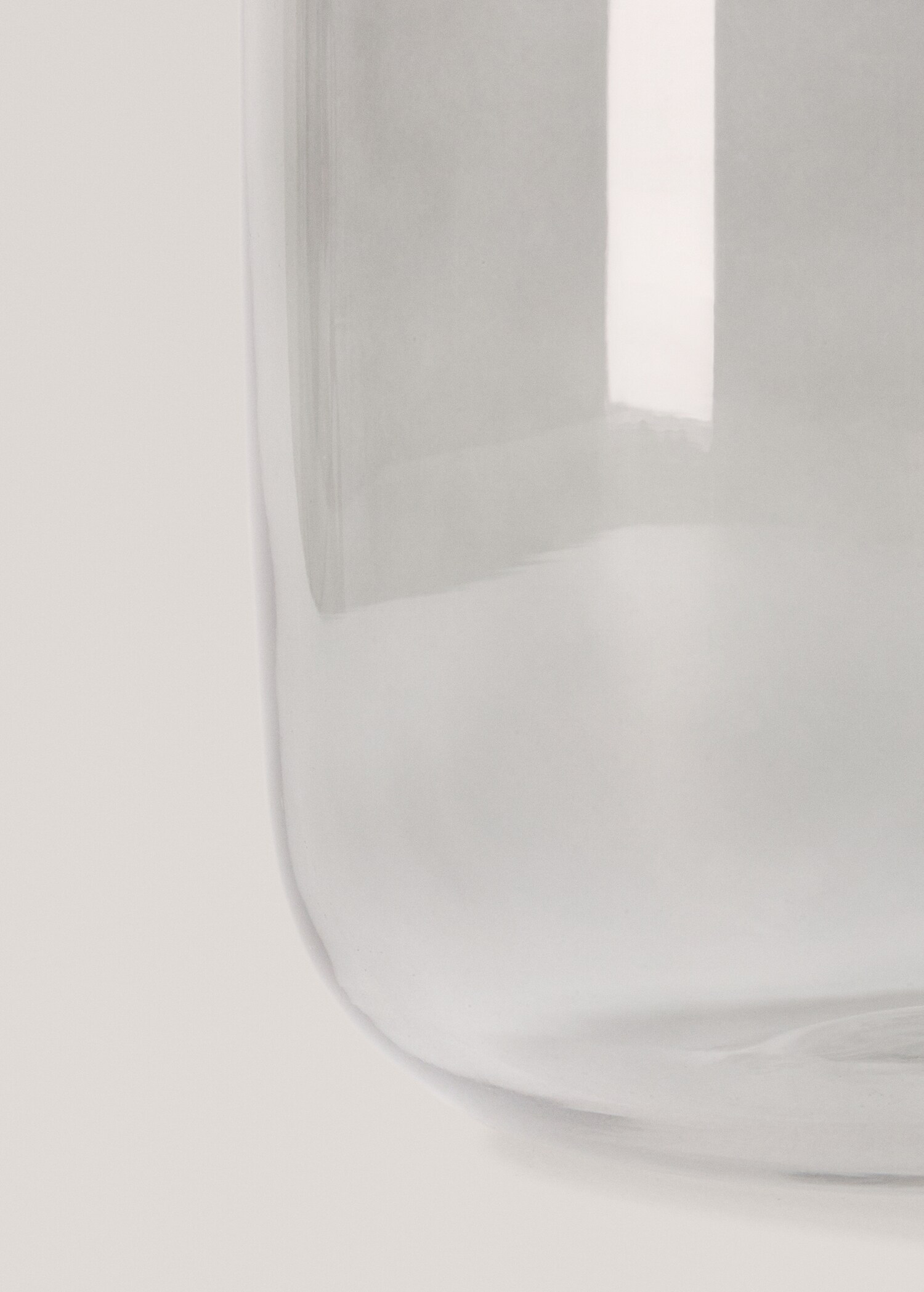 Grey glass vase 15.5x22cm - Details of the article 2