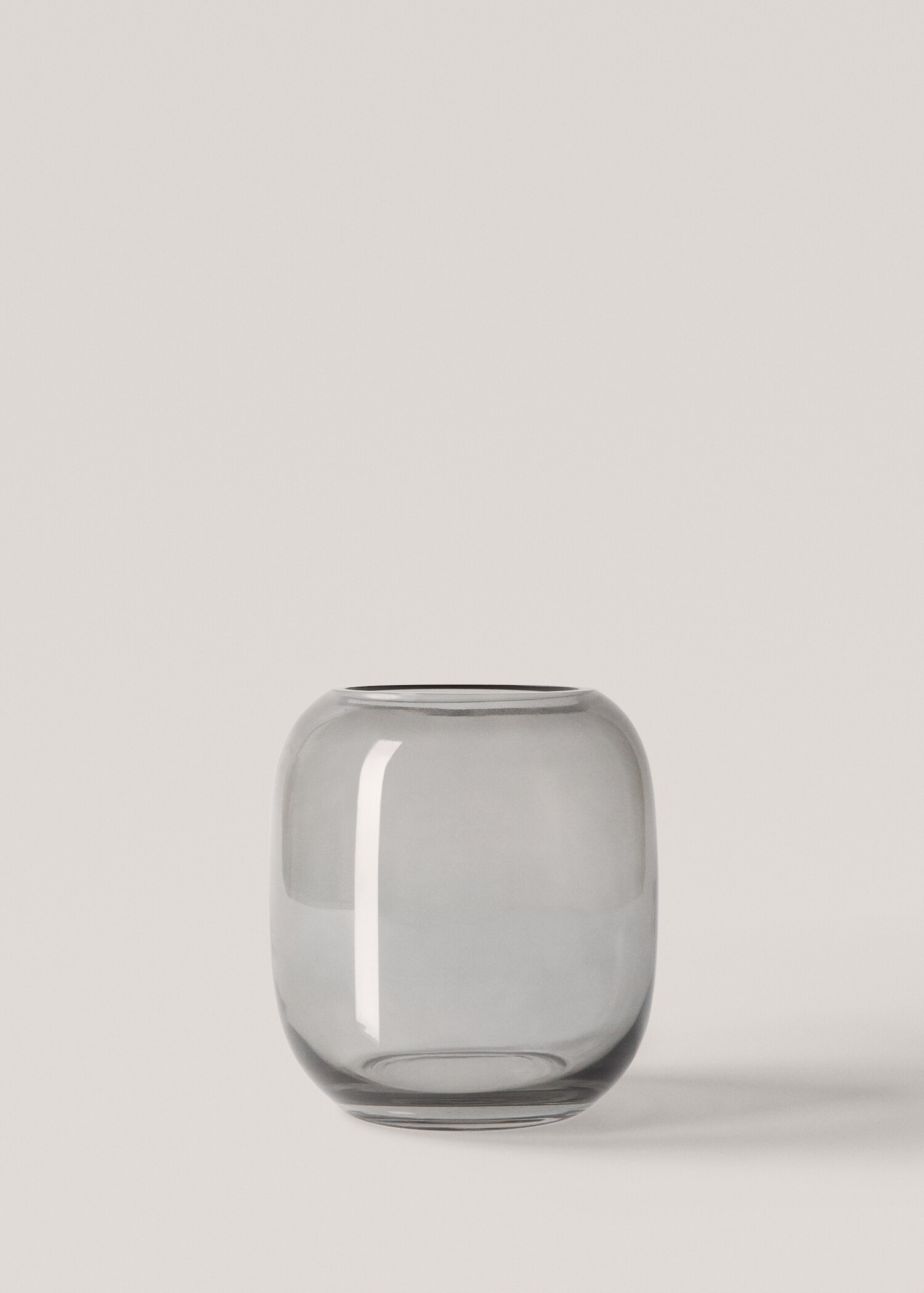 Grey glass vase 15.5x17.5cm - Article without model