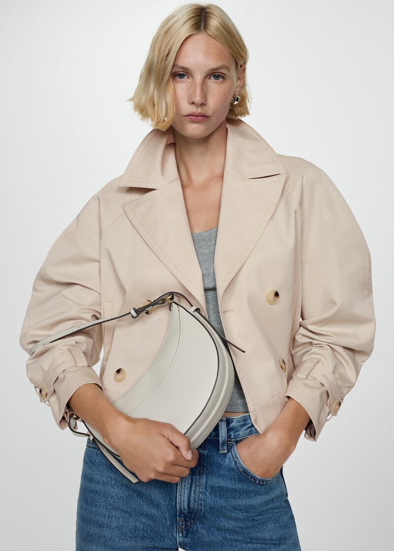 Double-breasted cropped trench coat - Women | MANGO USA