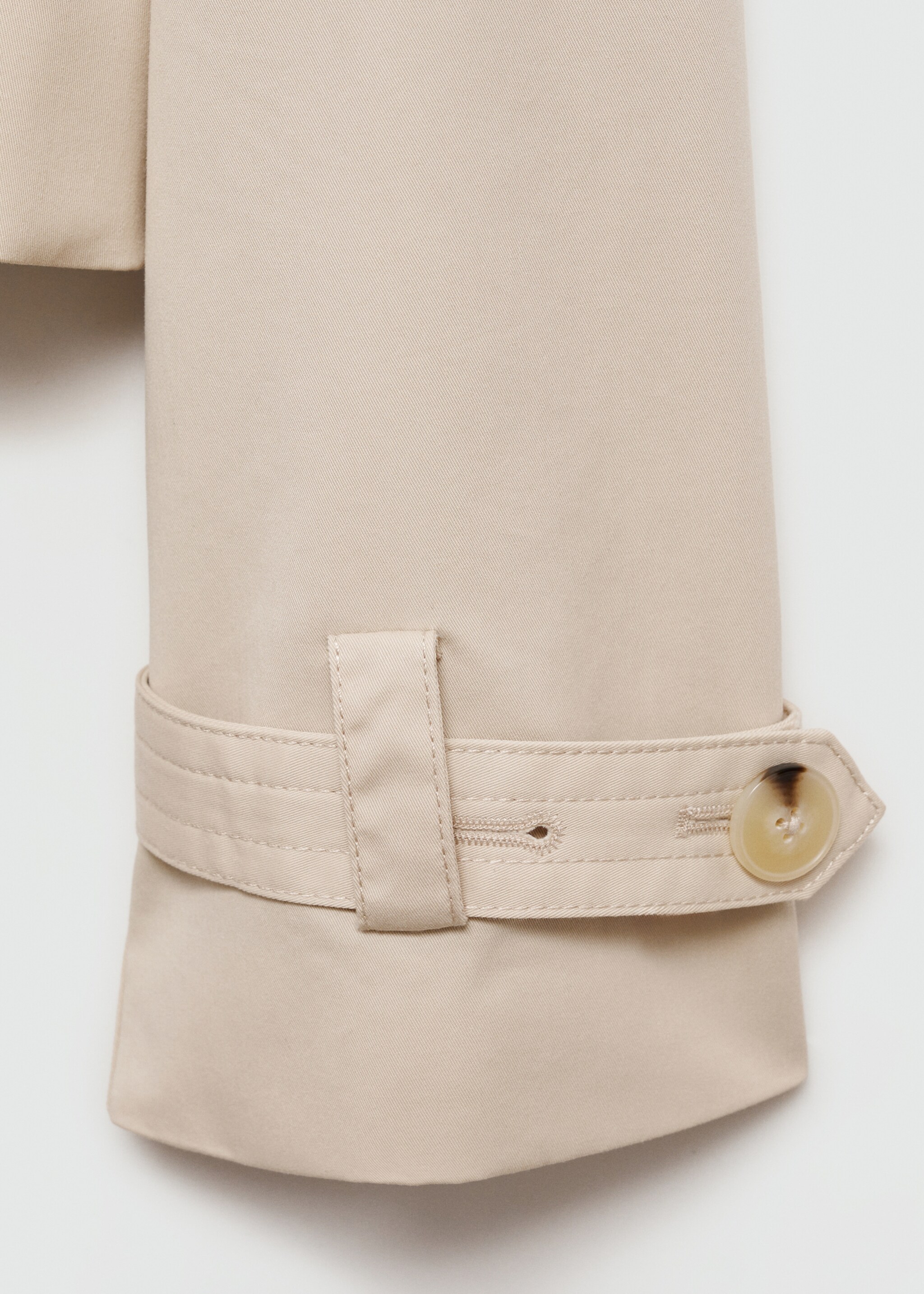 Cropped trench coat with lapels - Details of the article 8