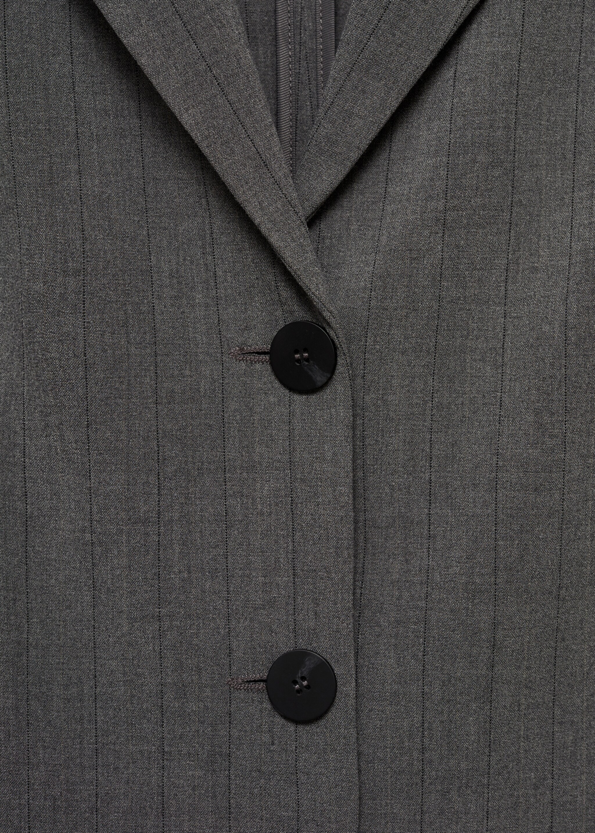 Short dress with lapel - Details of the article 8