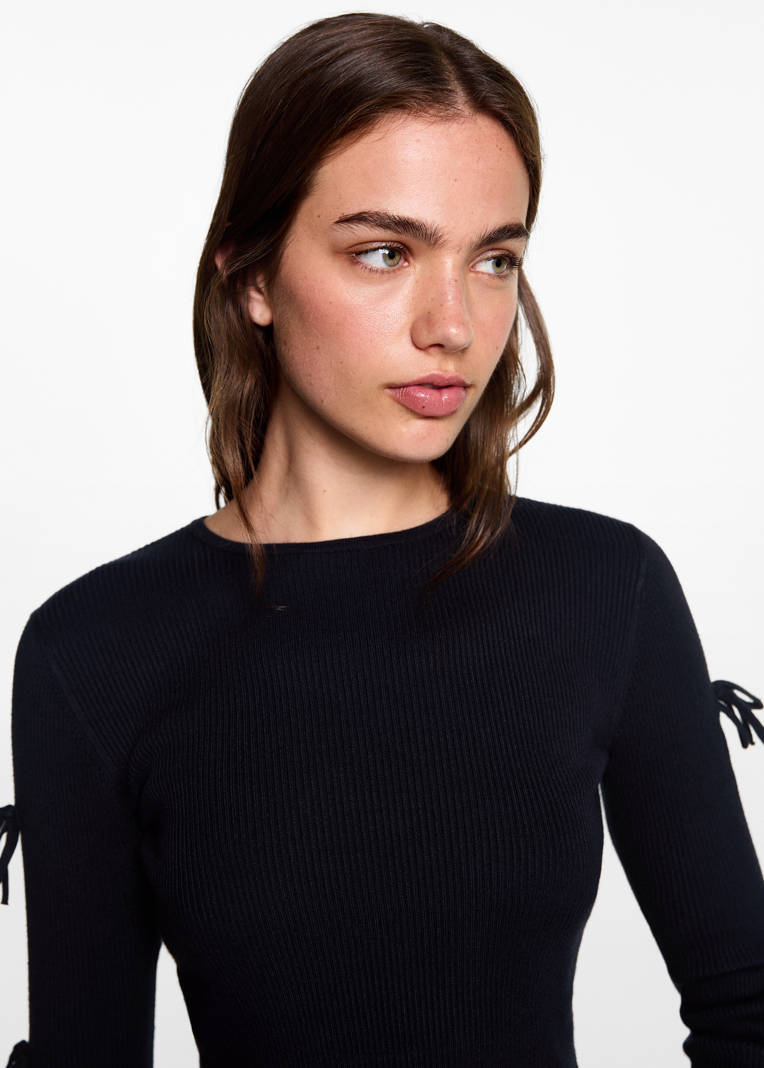 Sweater with bow openings - Details of the article 1