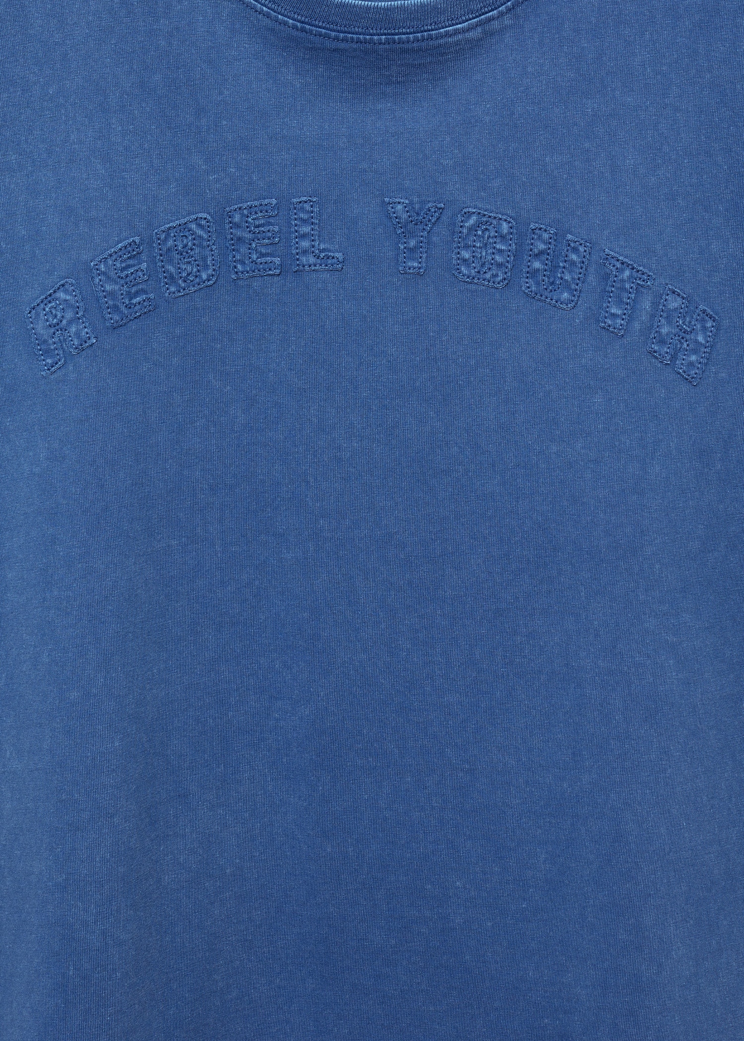 Embroidered message T-shirt - Details of the article 8