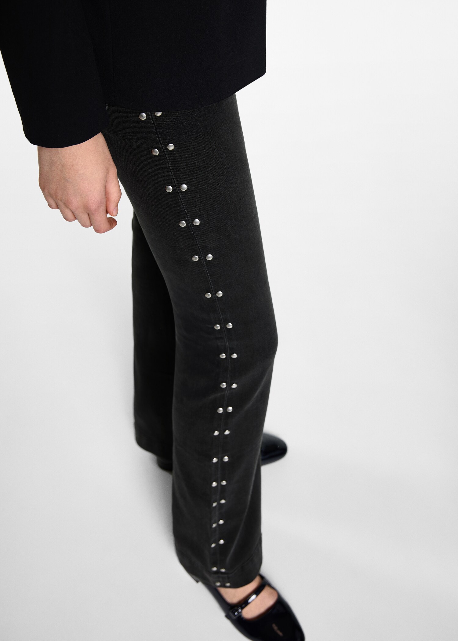 Flared jeans with studs - Details of the article 2