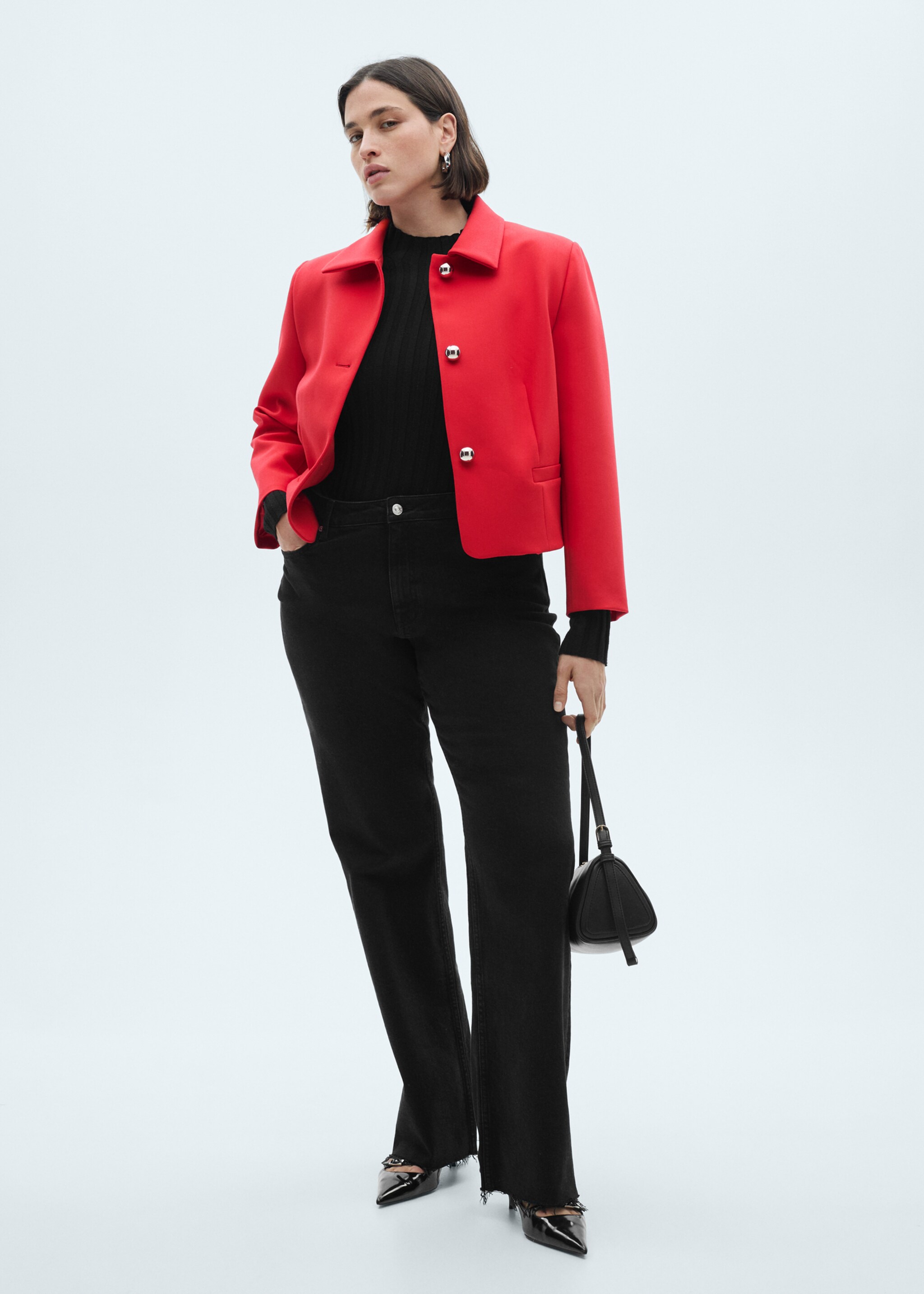 Buttoned cropped jacket - Details of the article 3