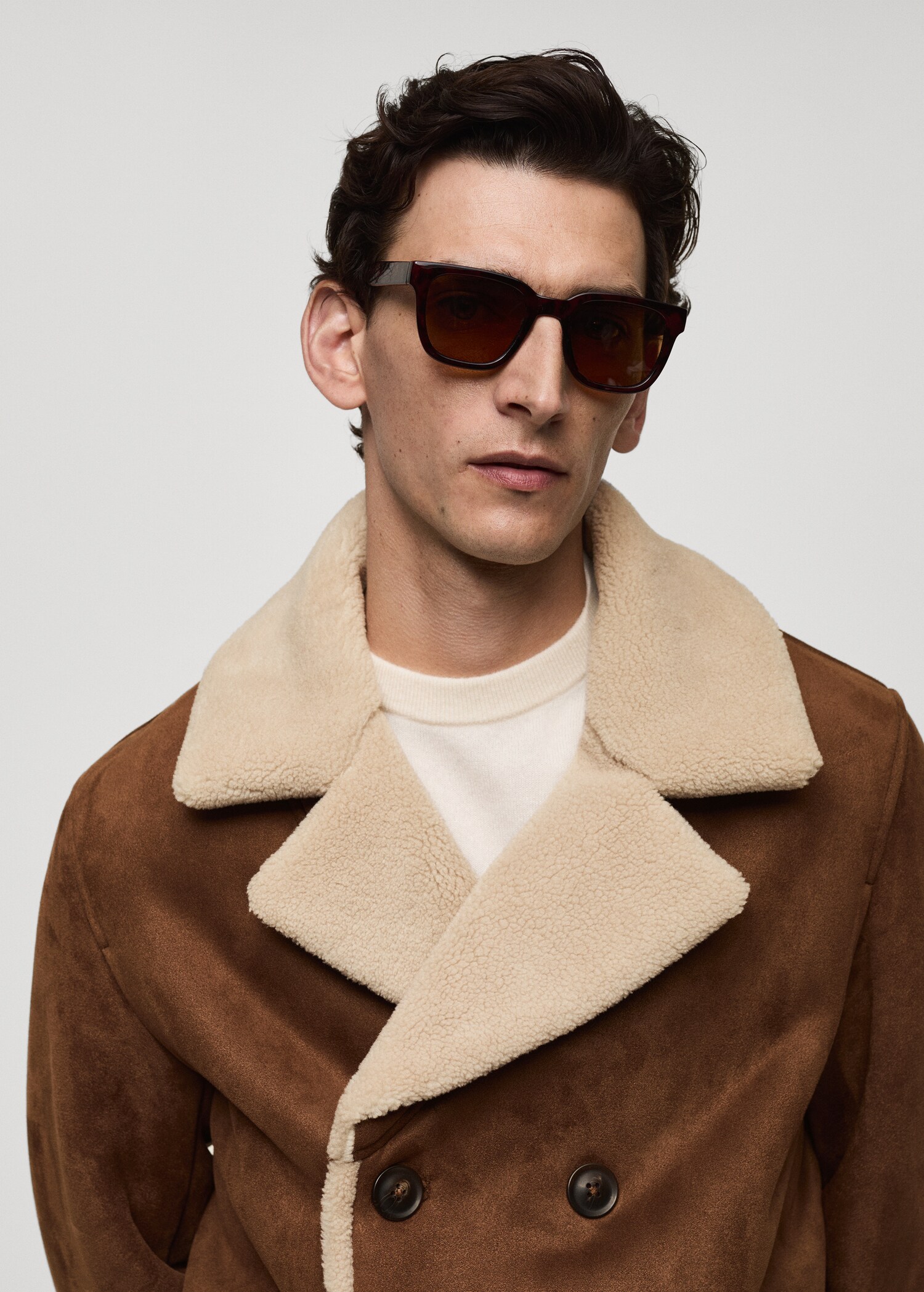 Manteau effet daim imitation mouton retourné - Détail de l'article 1