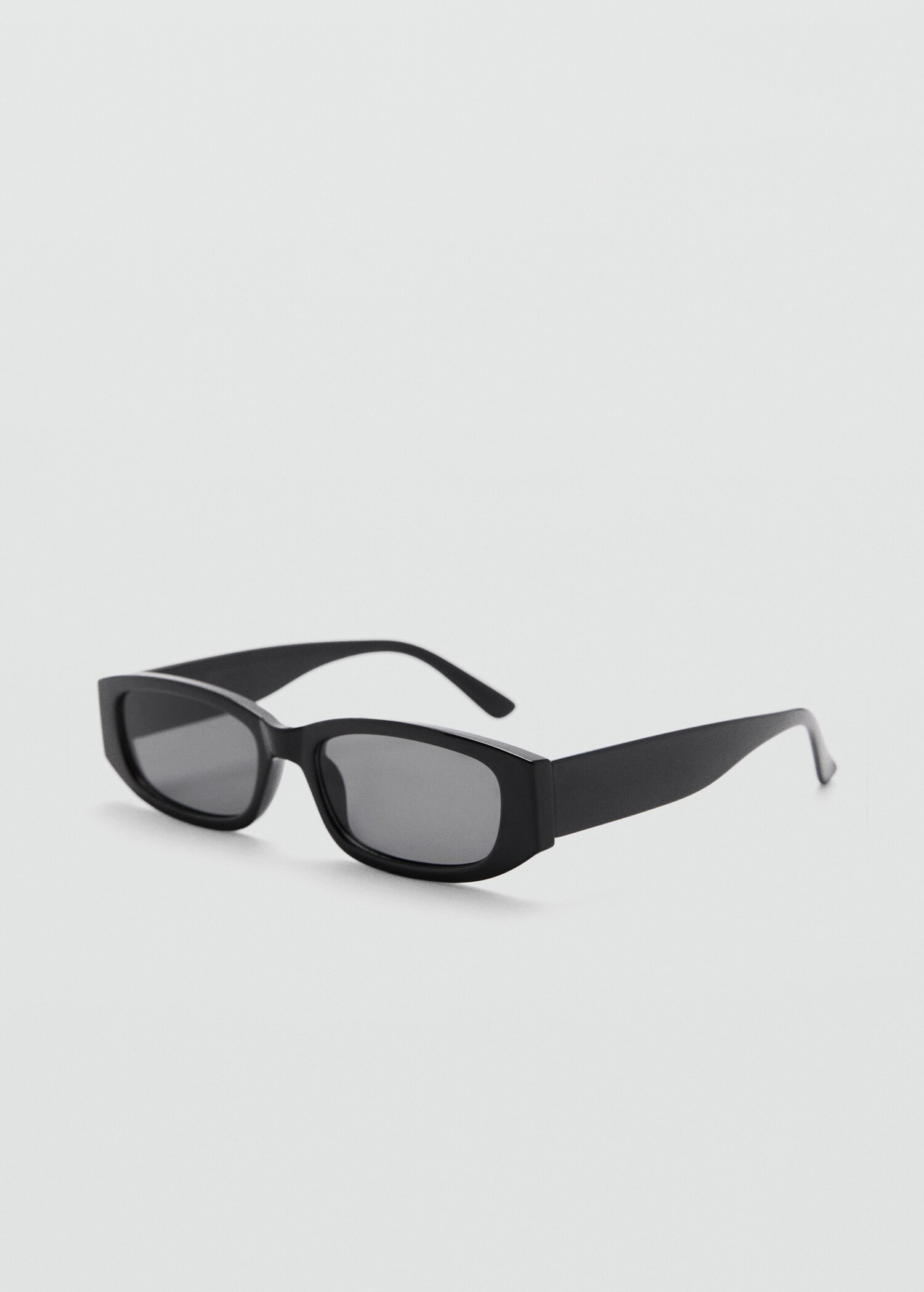 Lunettes de soleil monture plastique - Plan moyen