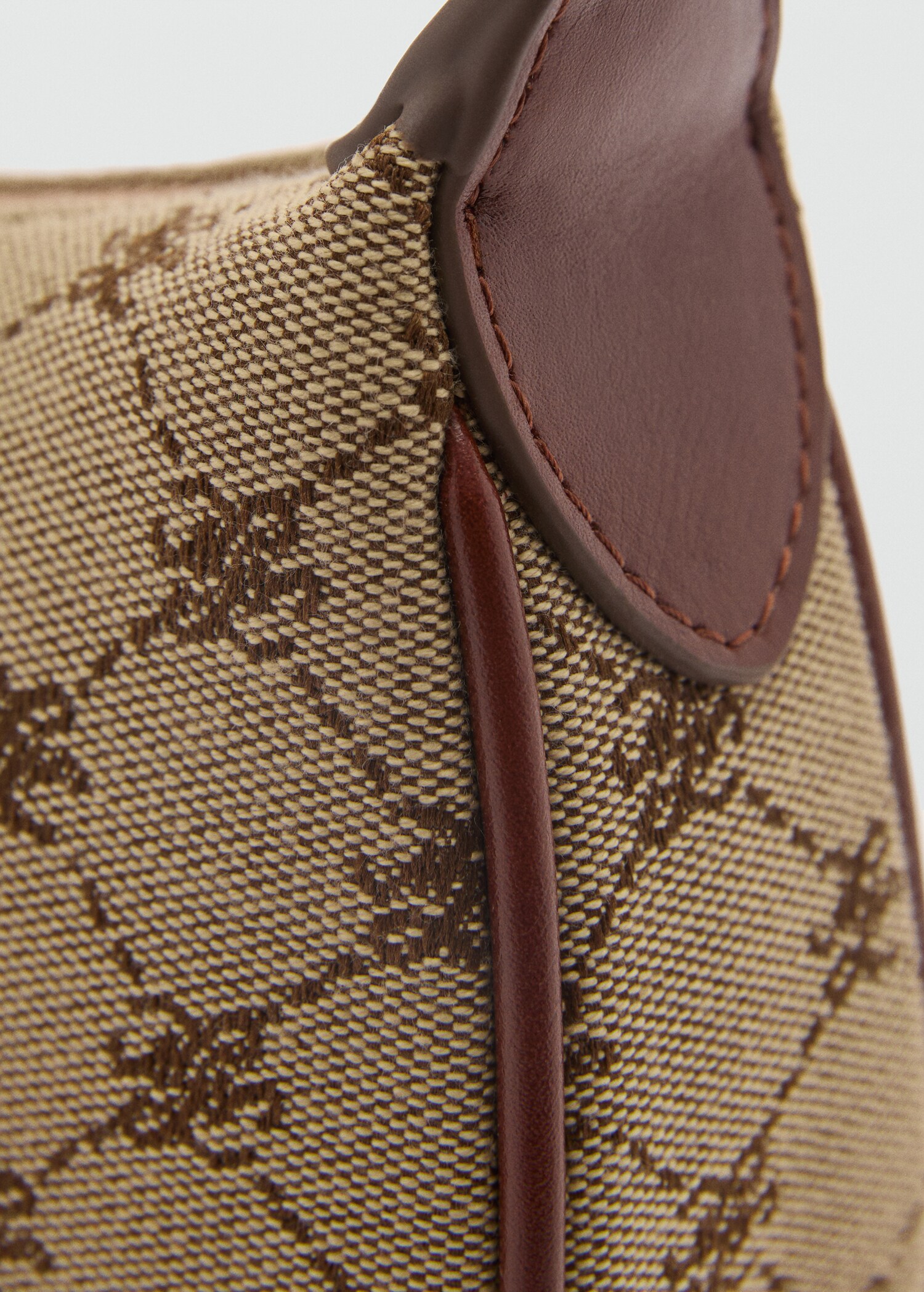 Bolso hombro estampado logo - Detalle del artículo 2
