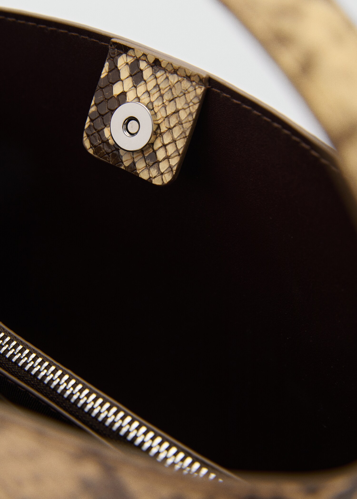 Bolso efecto serpiente - Detalle del artículo 1