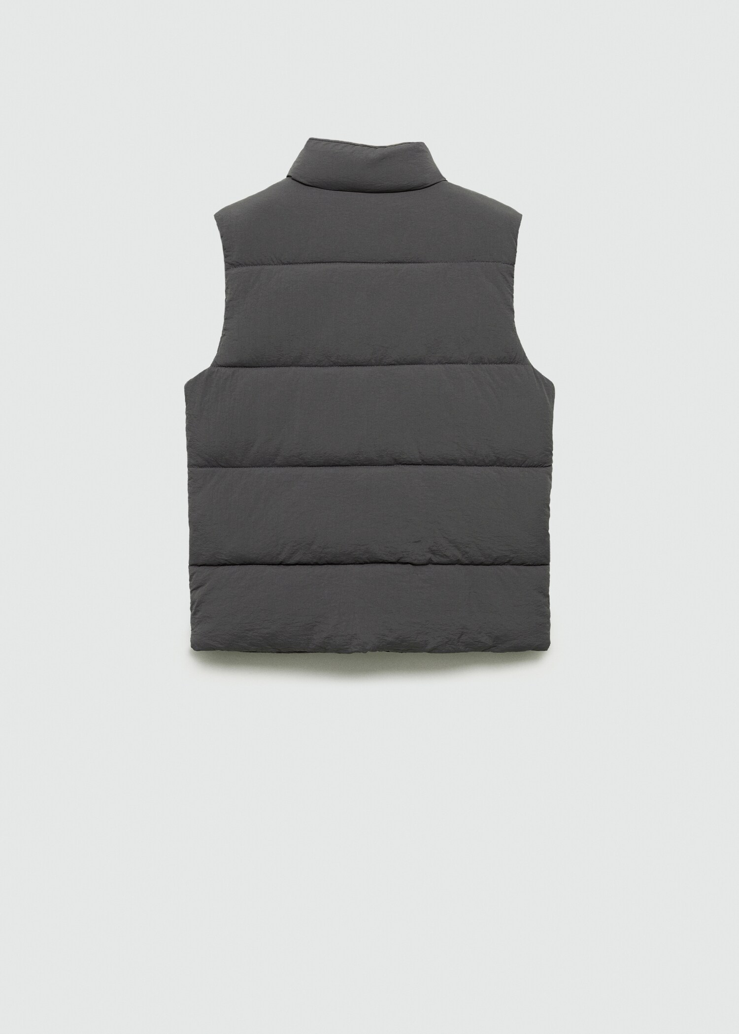 Quilted gilet with pockets - Reverse of the article