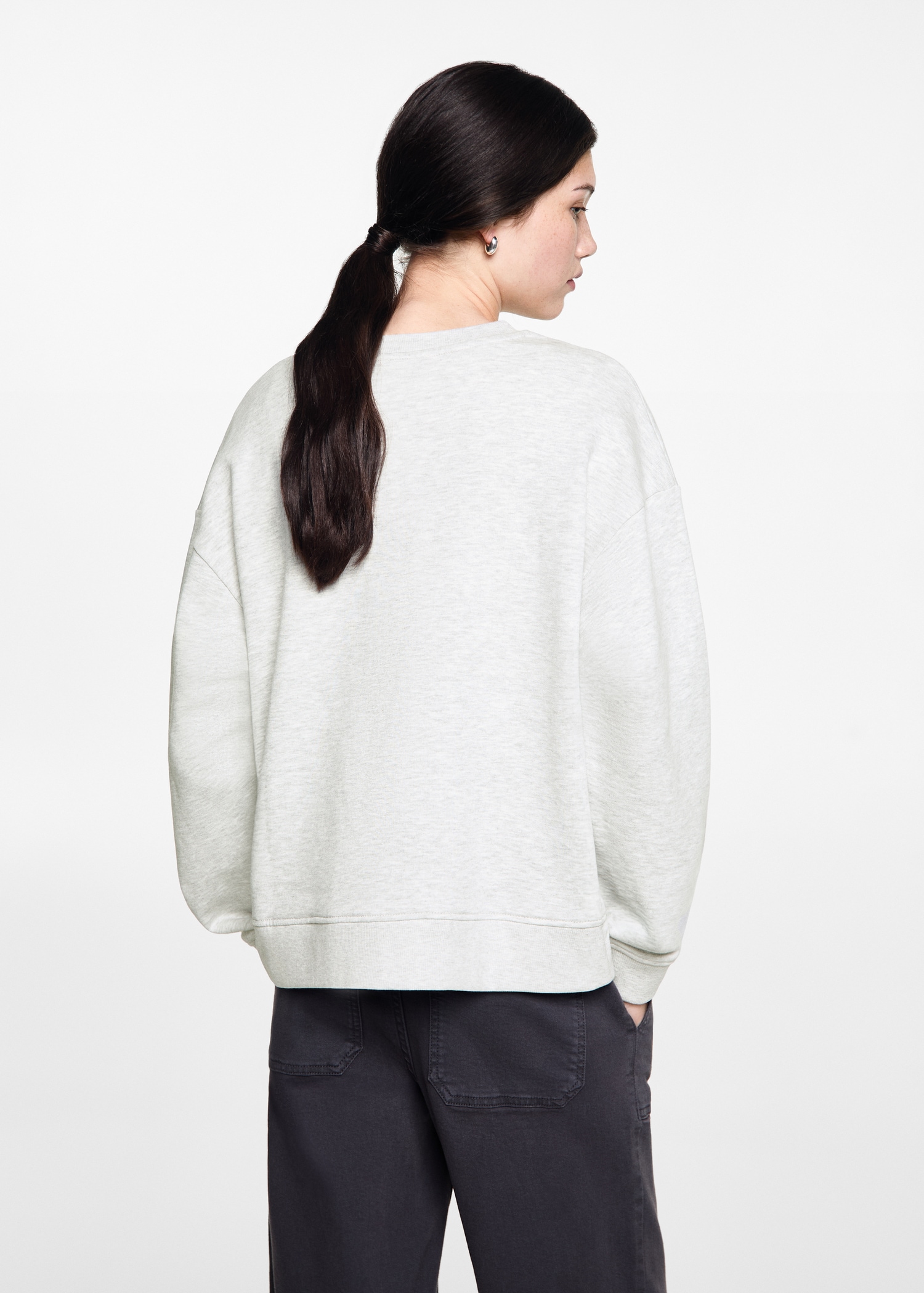 Kabartma sesenli sweatshirt - Ürünün arkası