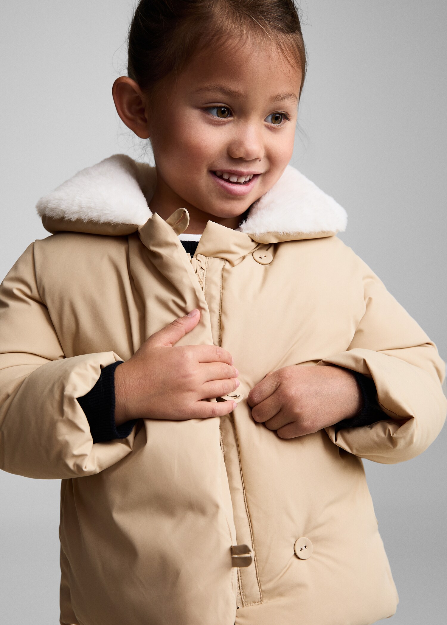 Fur-effect quilted coat - Details of the article 4
