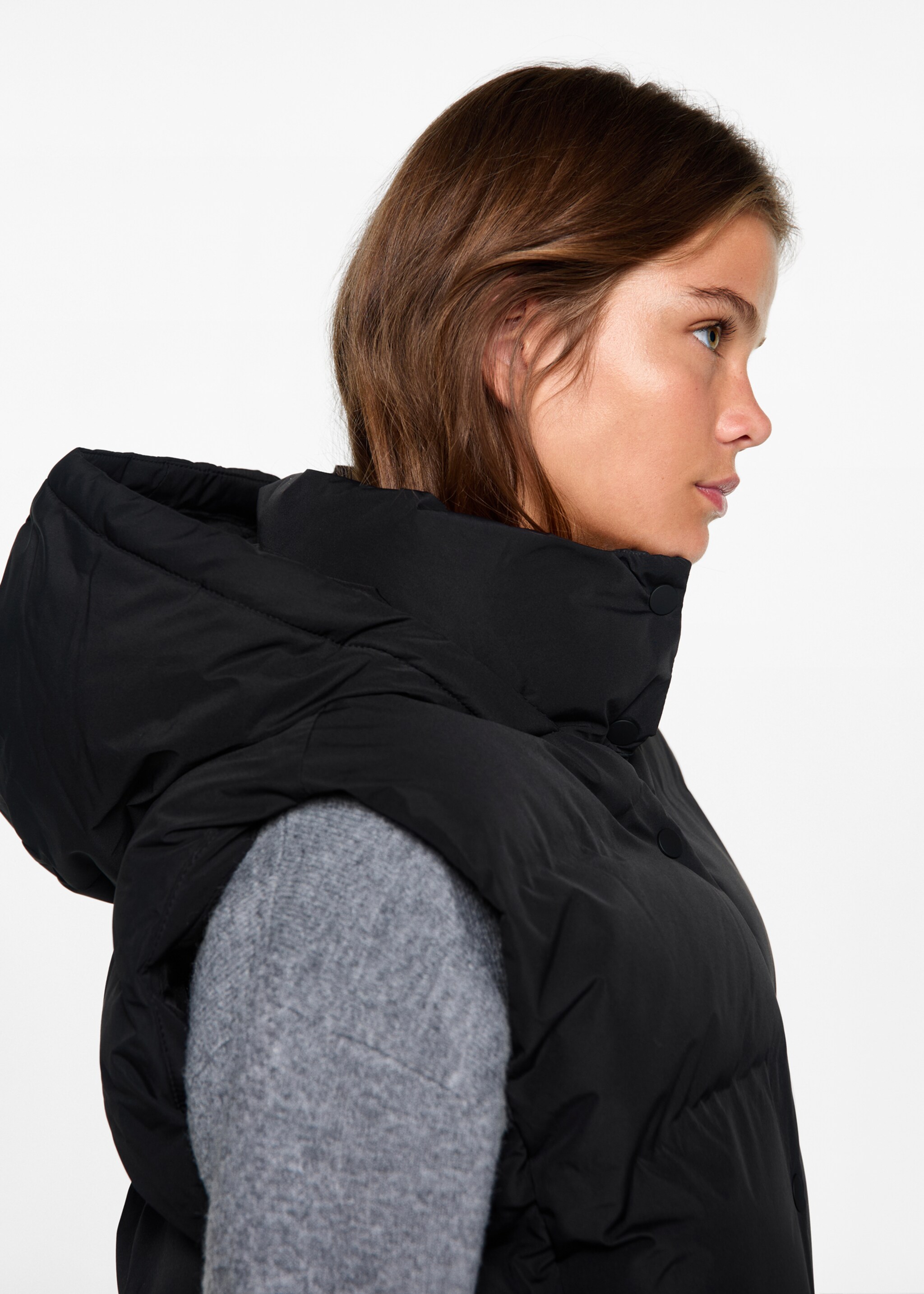 Quilted gilet with hood - Details of the article 2