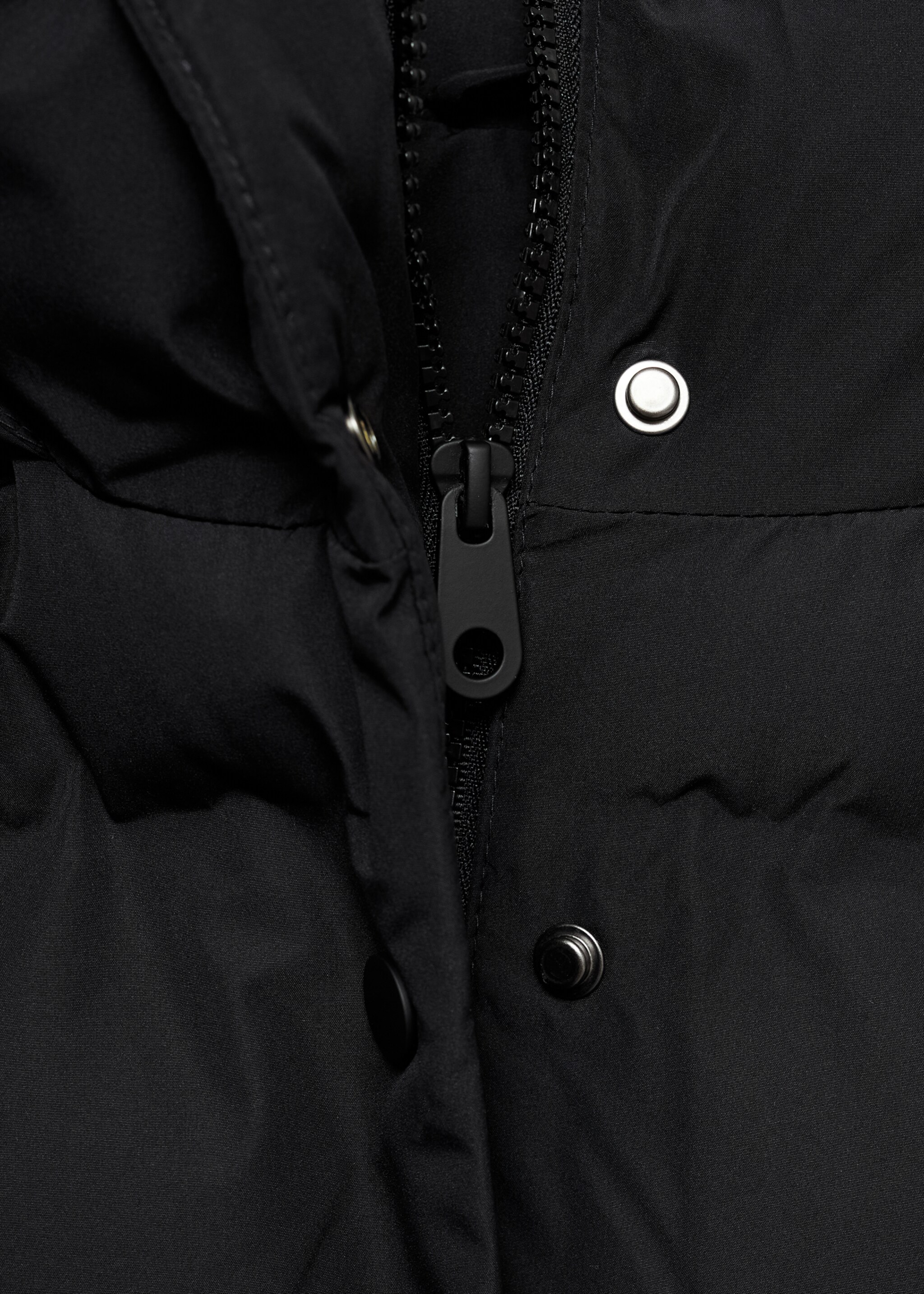 Quilted gilet with hood - Details of the article 8
