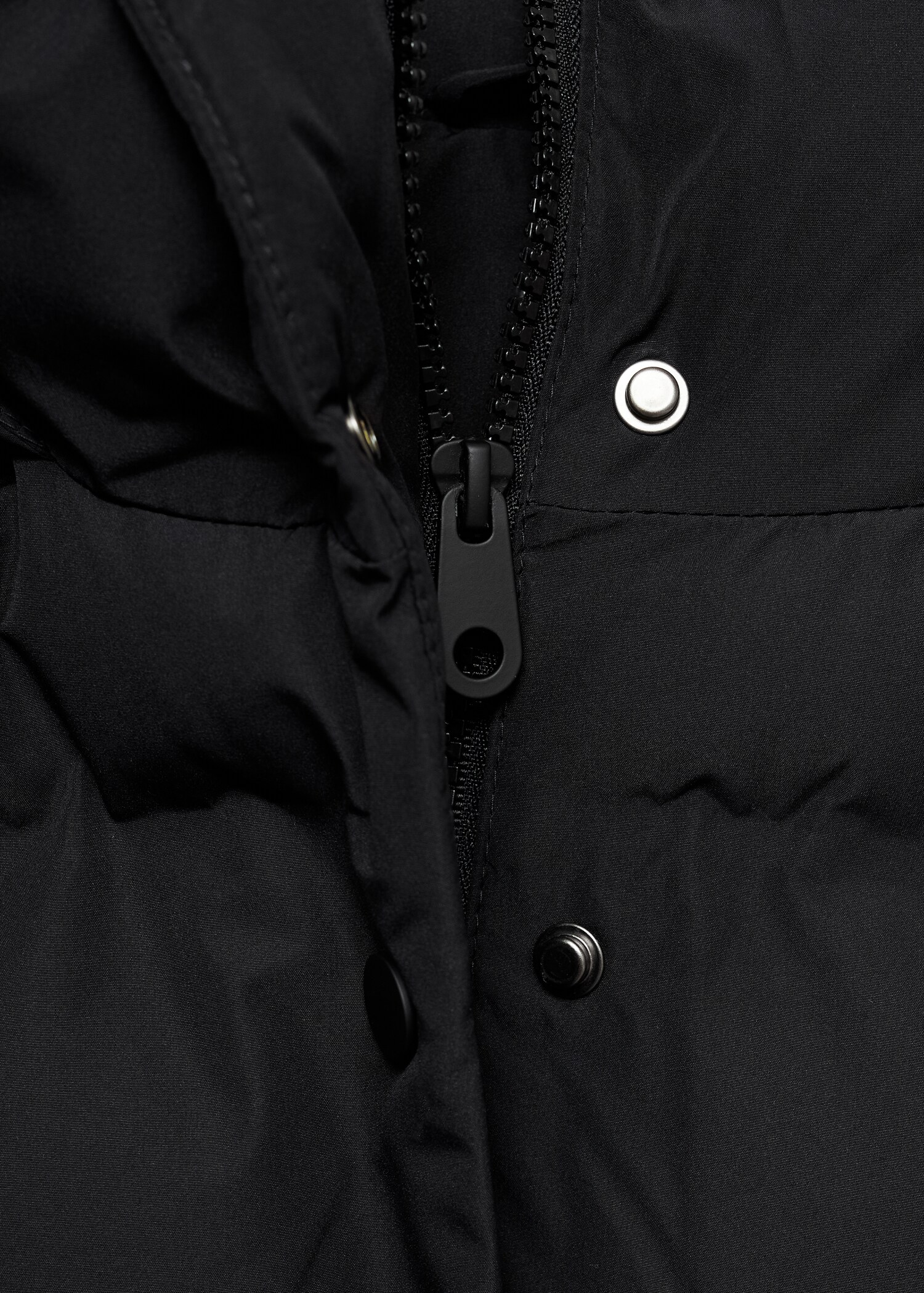 Quilted gilet with hood - Details of the article 8