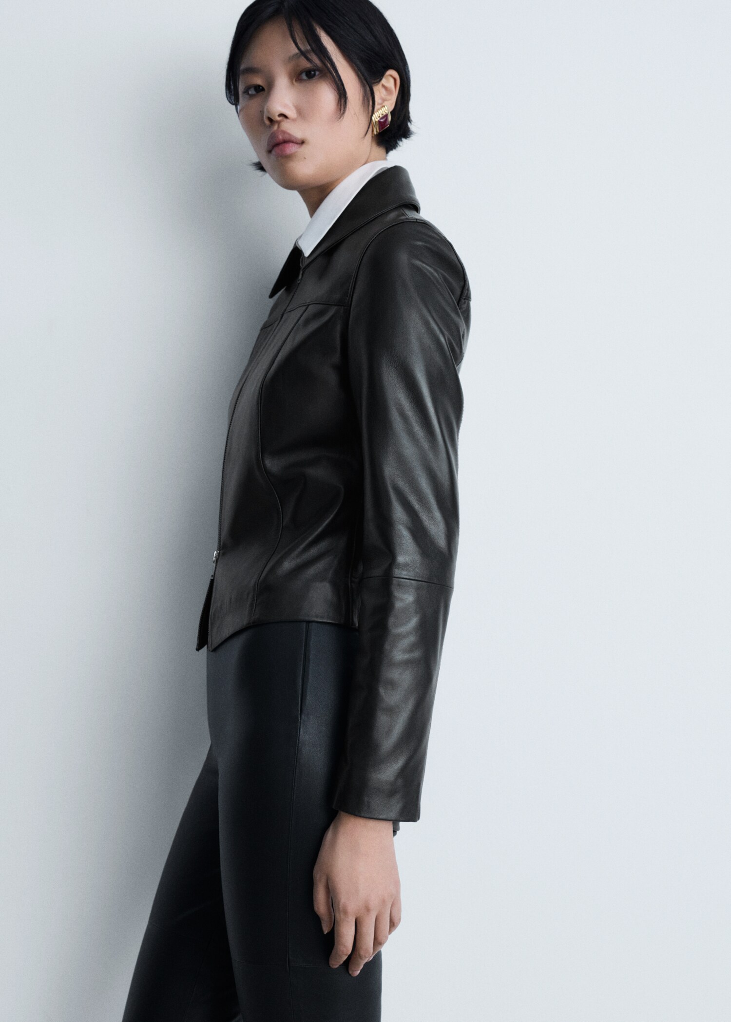 Leather zipper jacket - Medium plane