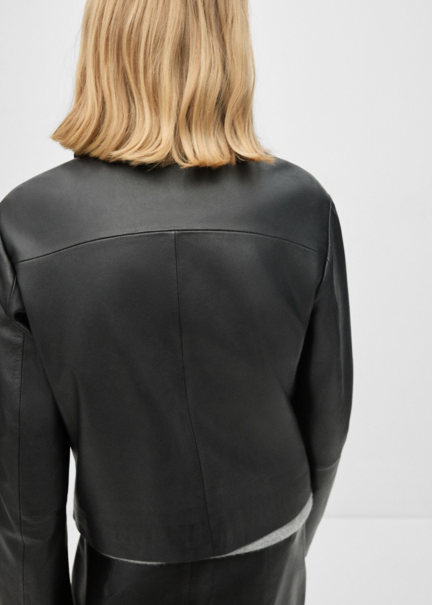 Veste cuir boutons - Verso de l’article