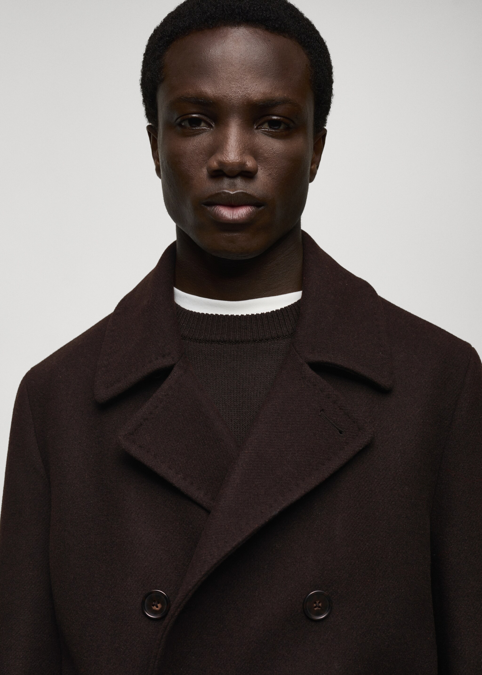 Wool double-breasted coat with buttons - Details of the article 1
