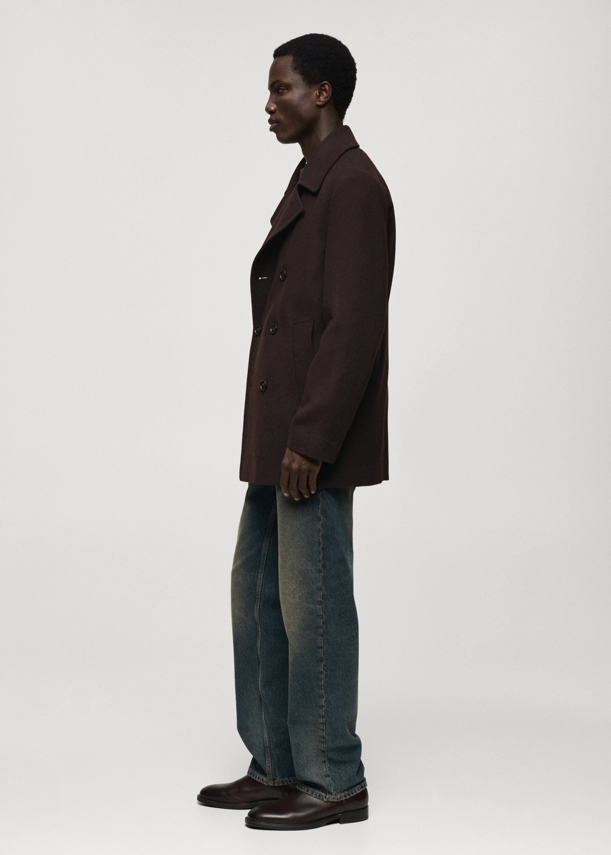 Wool double-breasted coat with buttons - Details of the article 2