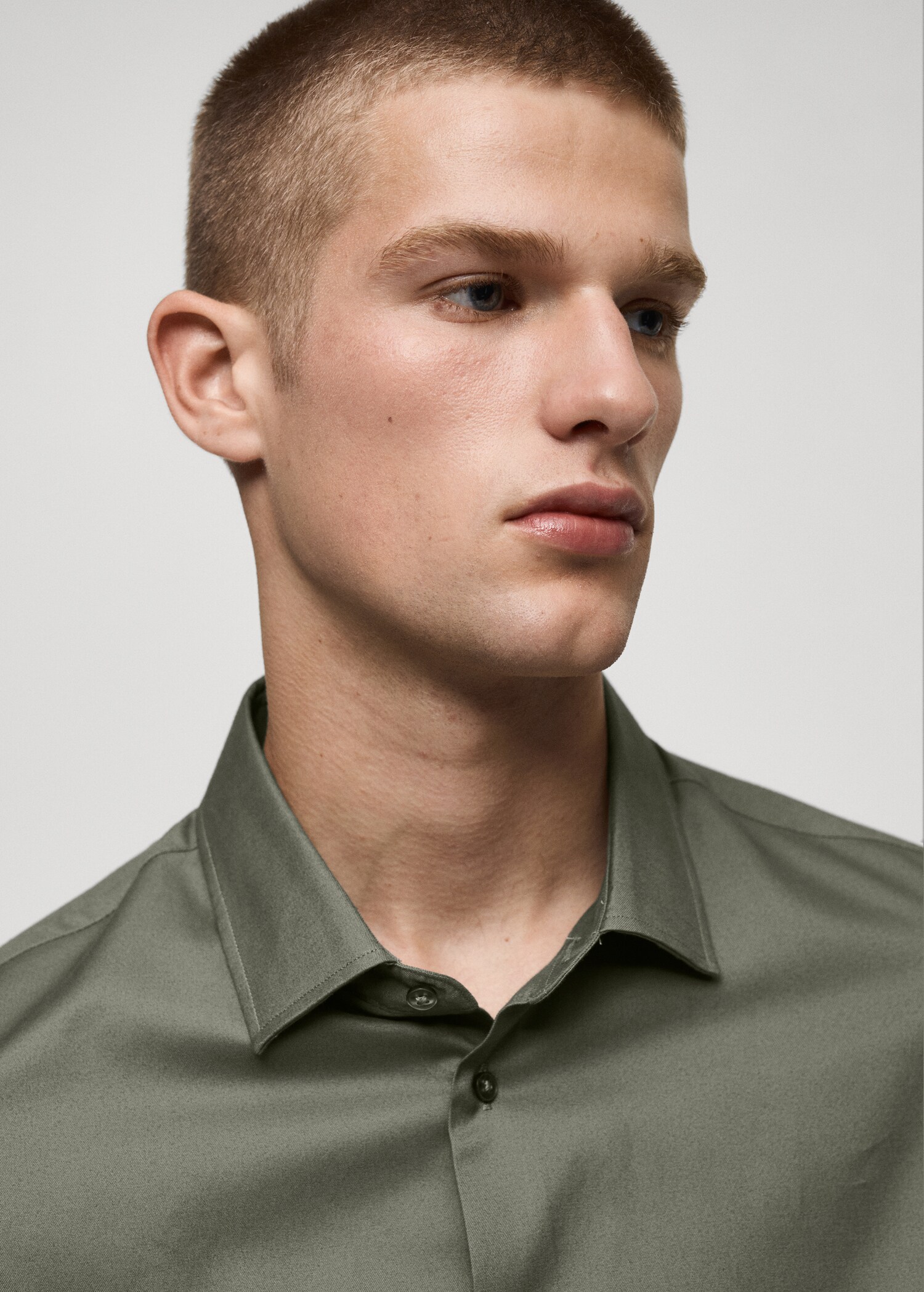 Camisa regular fit 100% algodón - Detalle del artículo 1