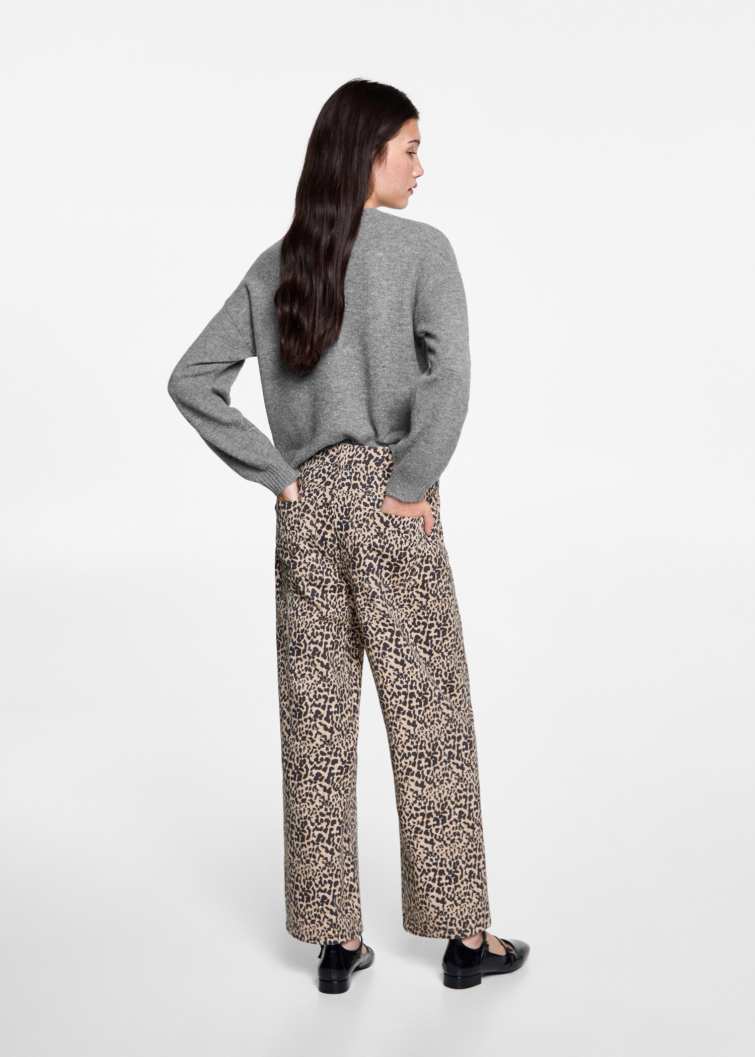 Pantalón recto leopardo - Reverso del artículo