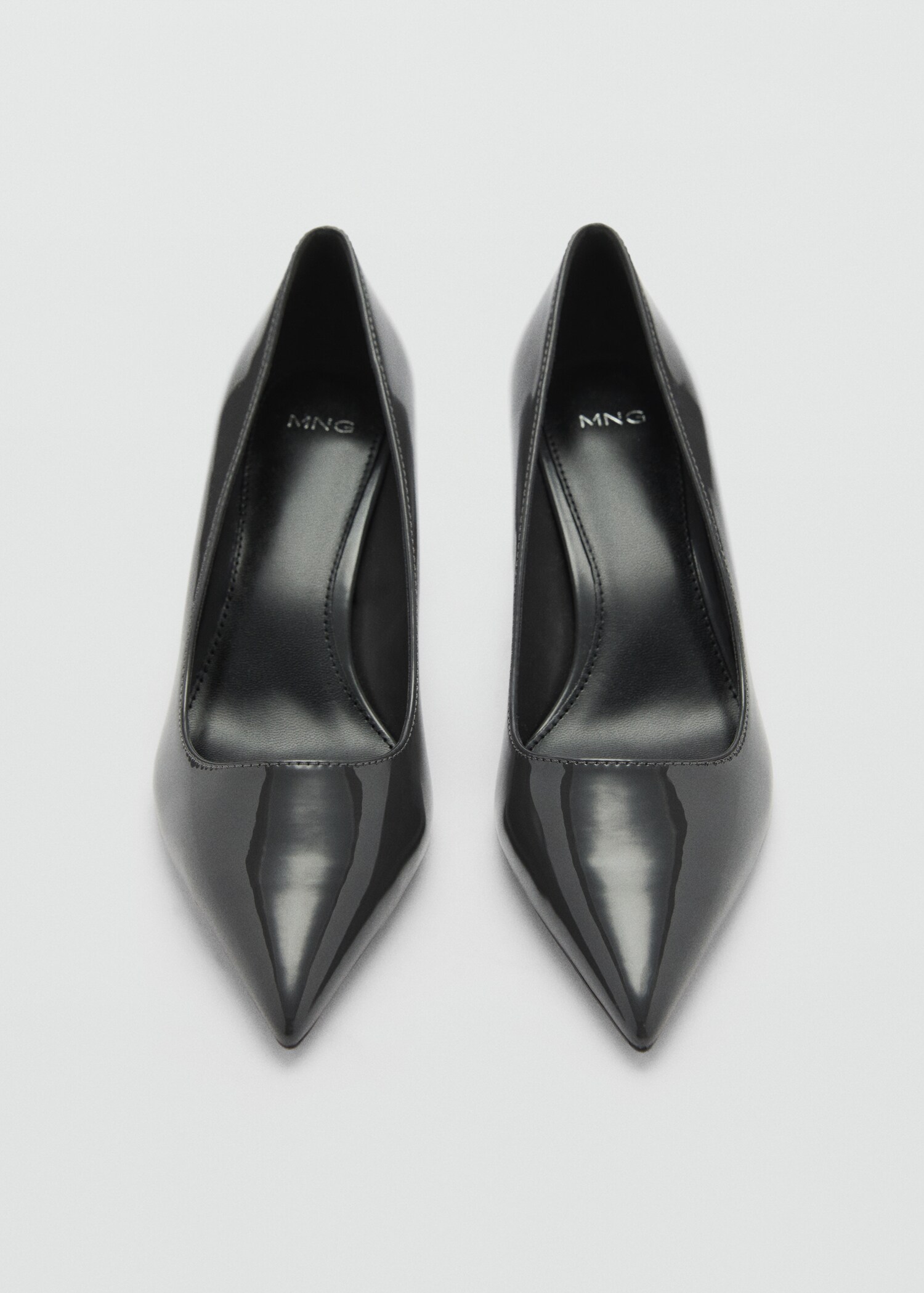 Patent leather heel shoes - Details of the article 2