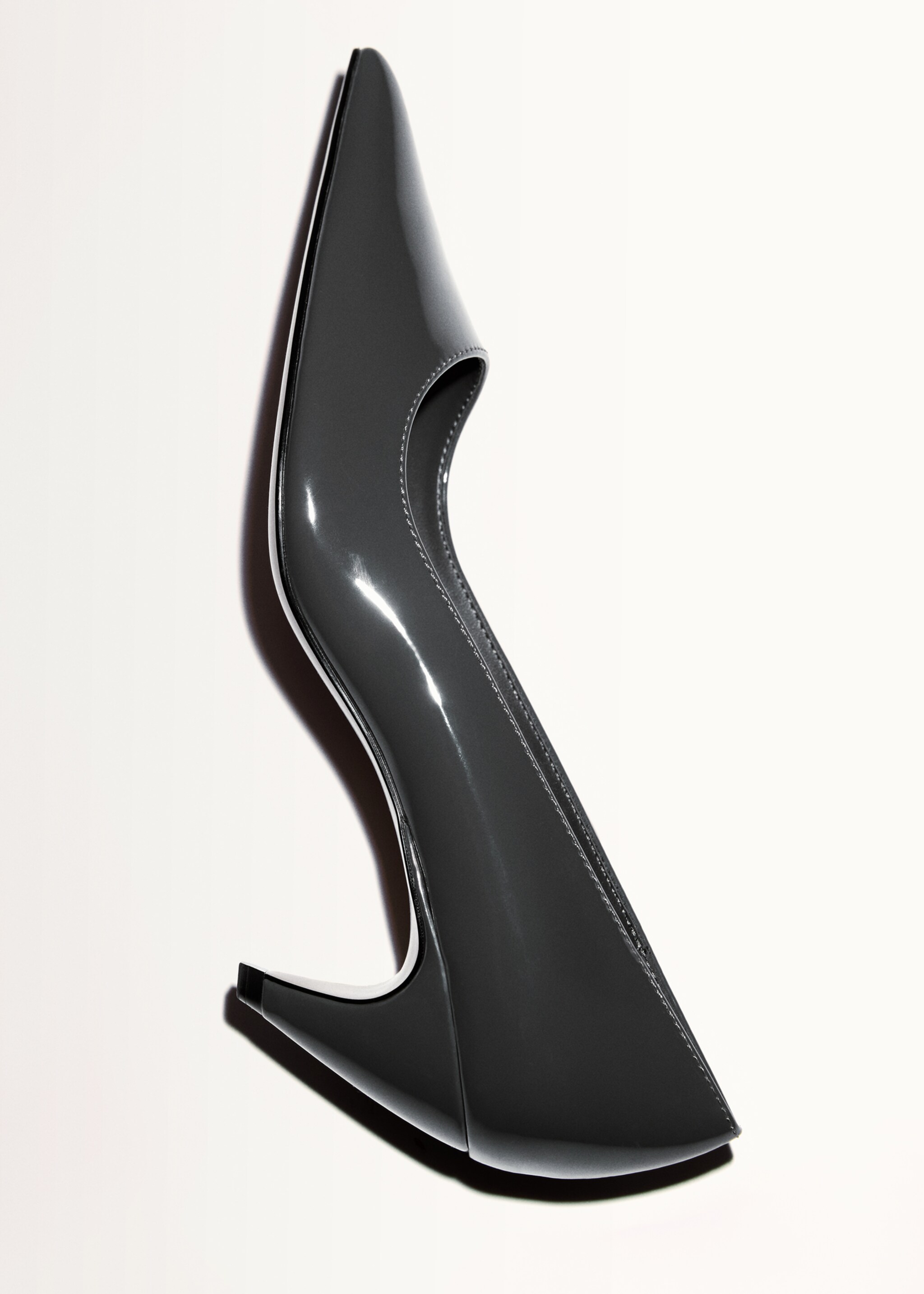 Chaussures vernies à talon - Détail de l'article 5