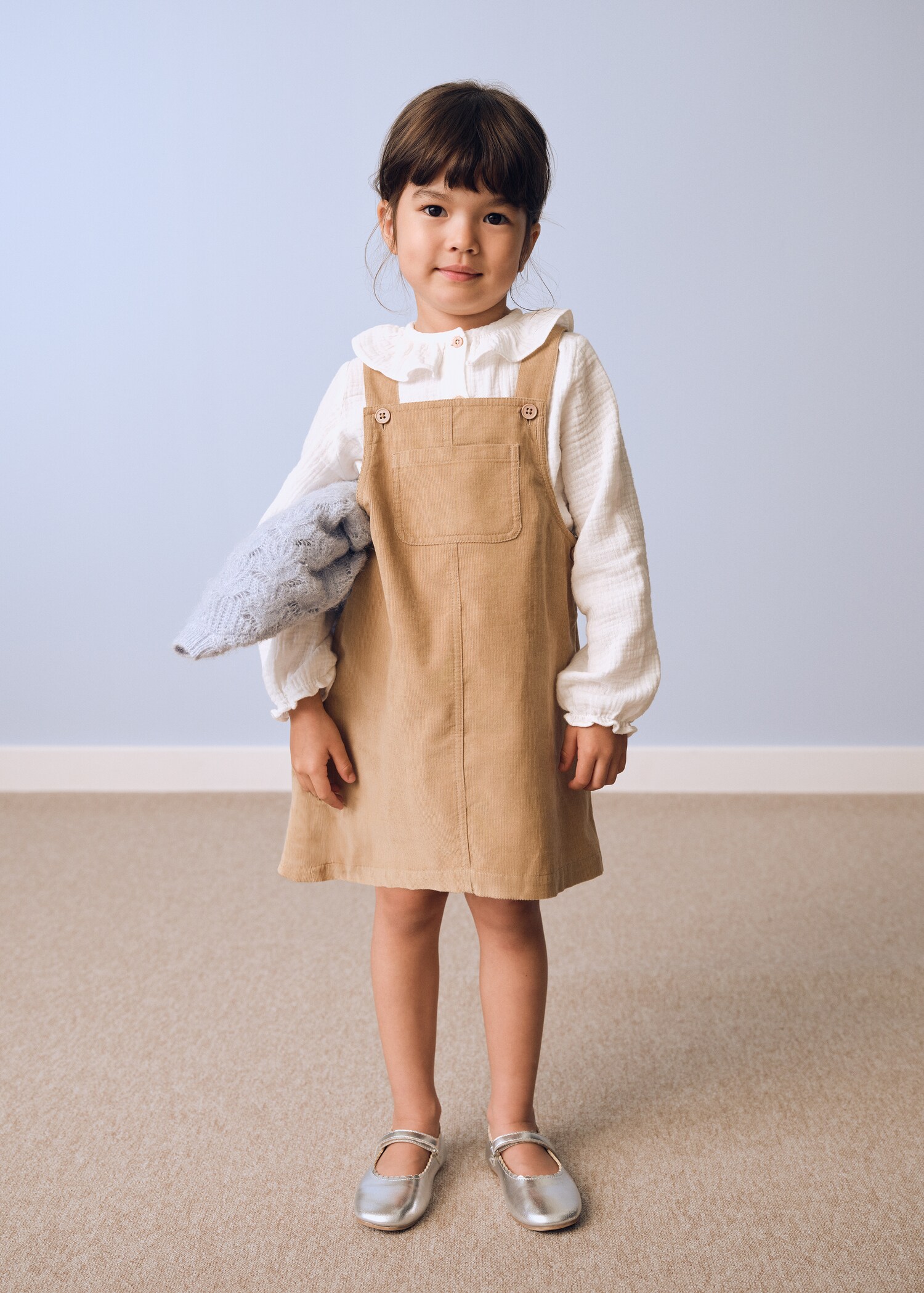 Micro-corduroy pinafore dress Kids MANGO Niger