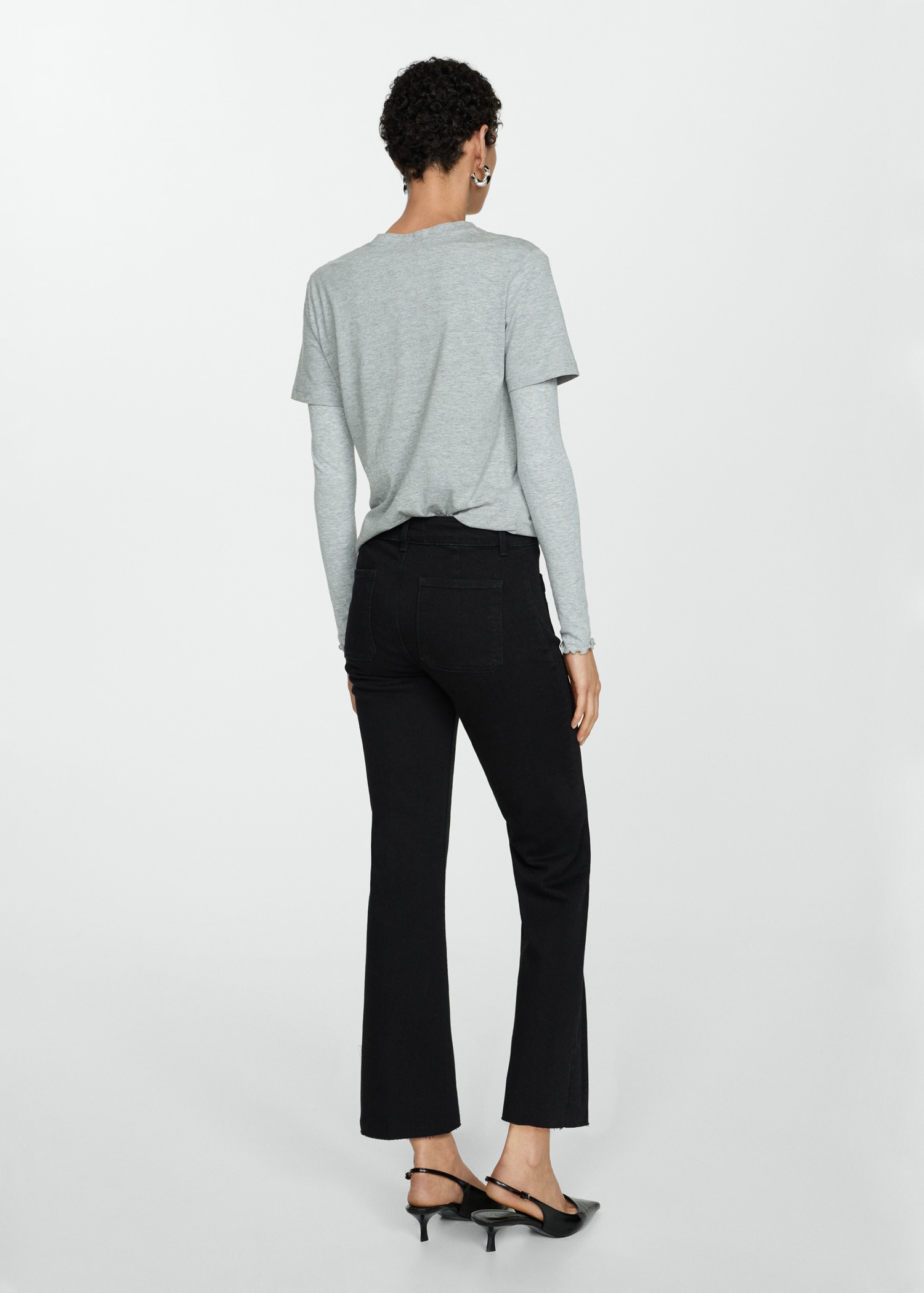 Flared cropped jeans with pockets - Reverse of the article