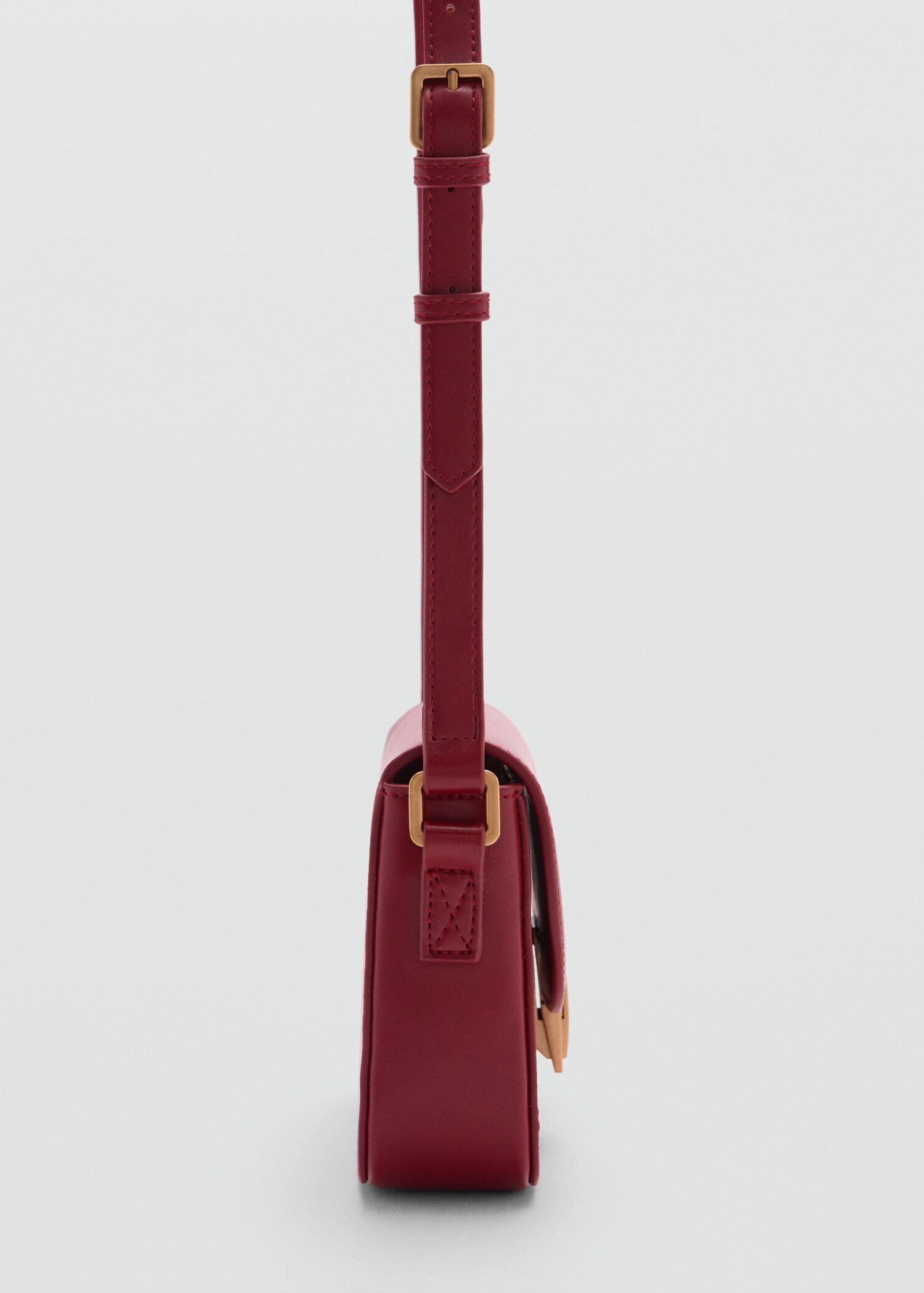 Crossbody bag with metal closure - Details of the article 2