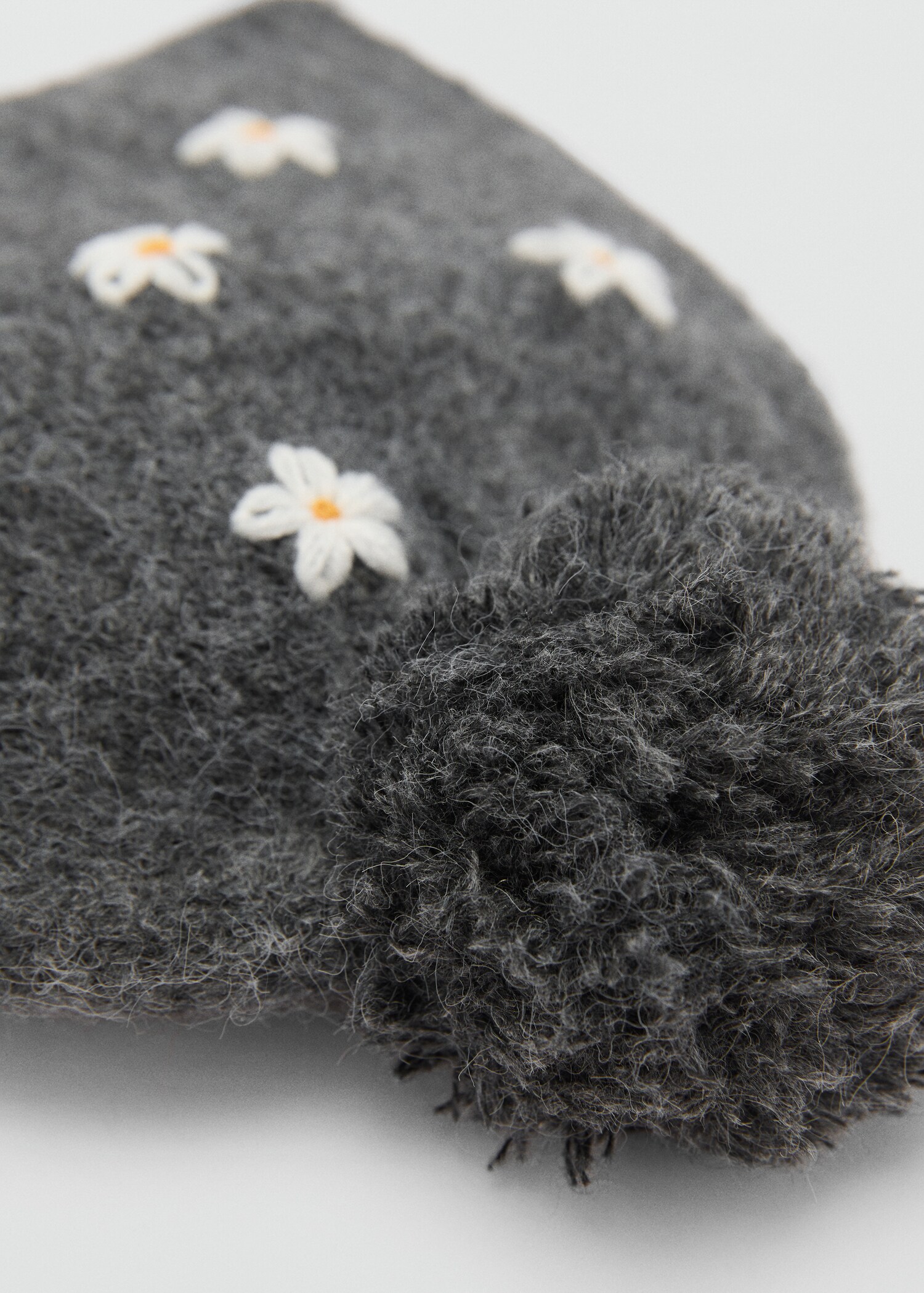 Knitted wool-blend cap - Medium plane