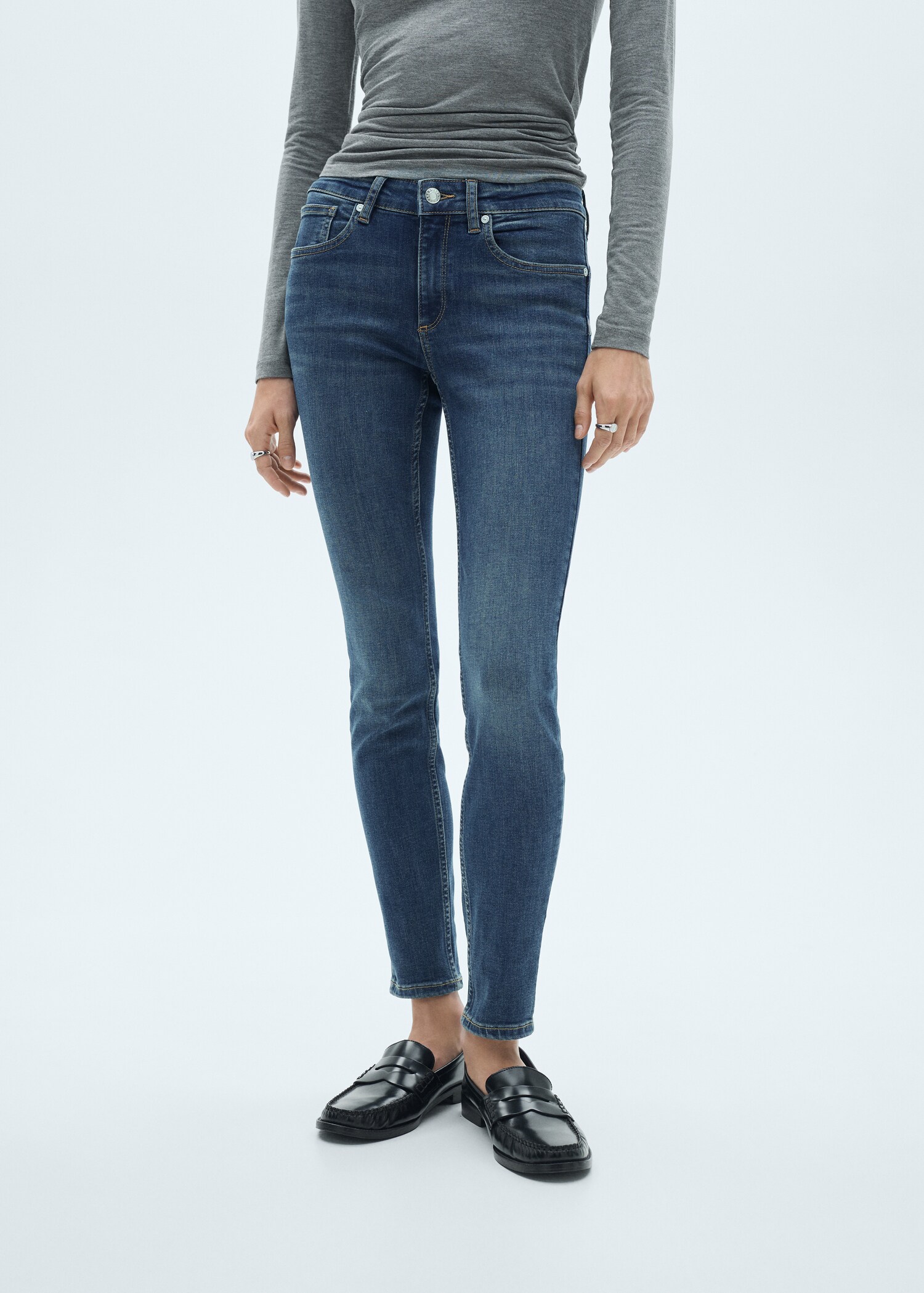 Jean Pushup skinny taille basse - Plan moyen