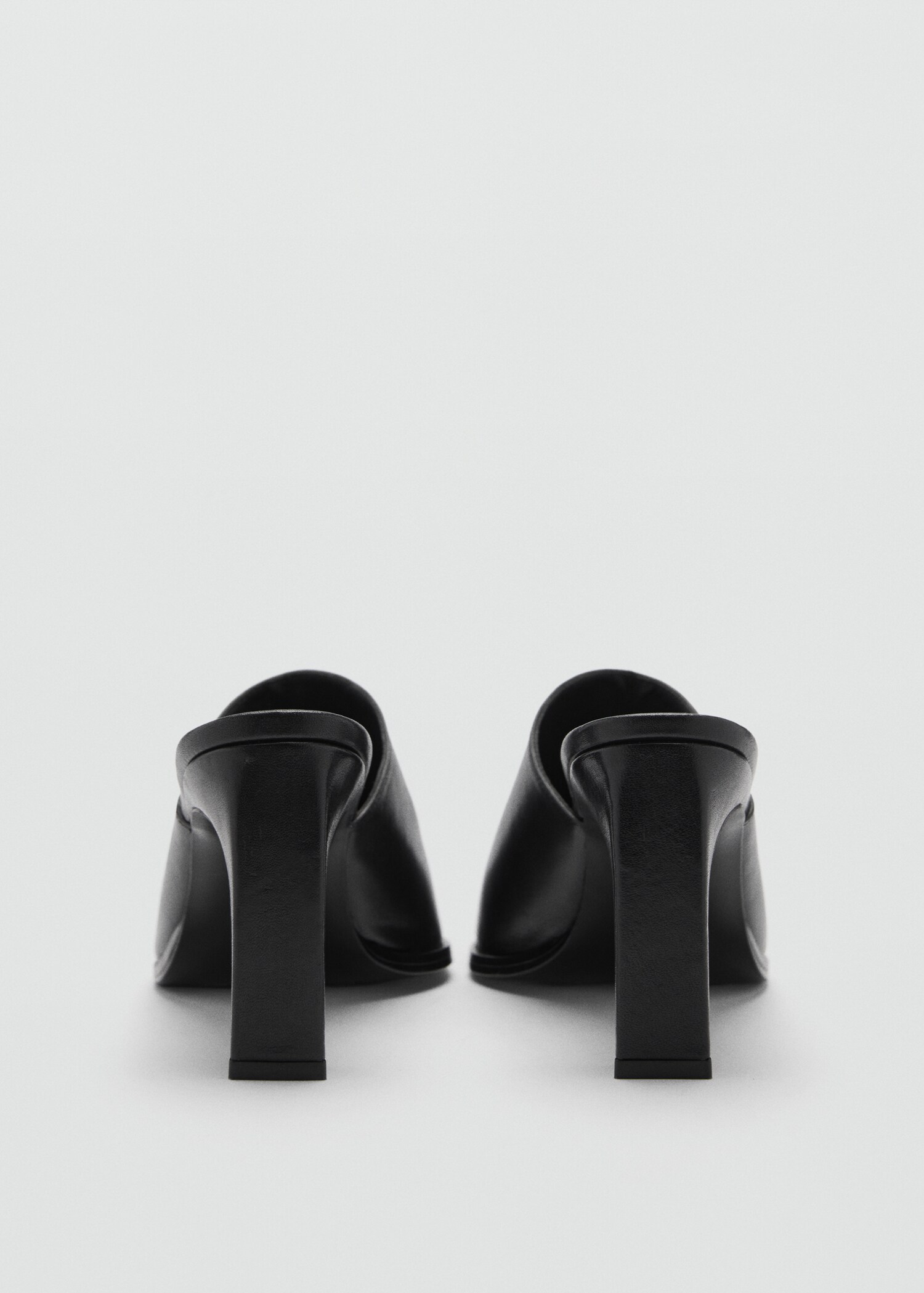 Pointed-toe leather slingback shoes - Details of the article 2