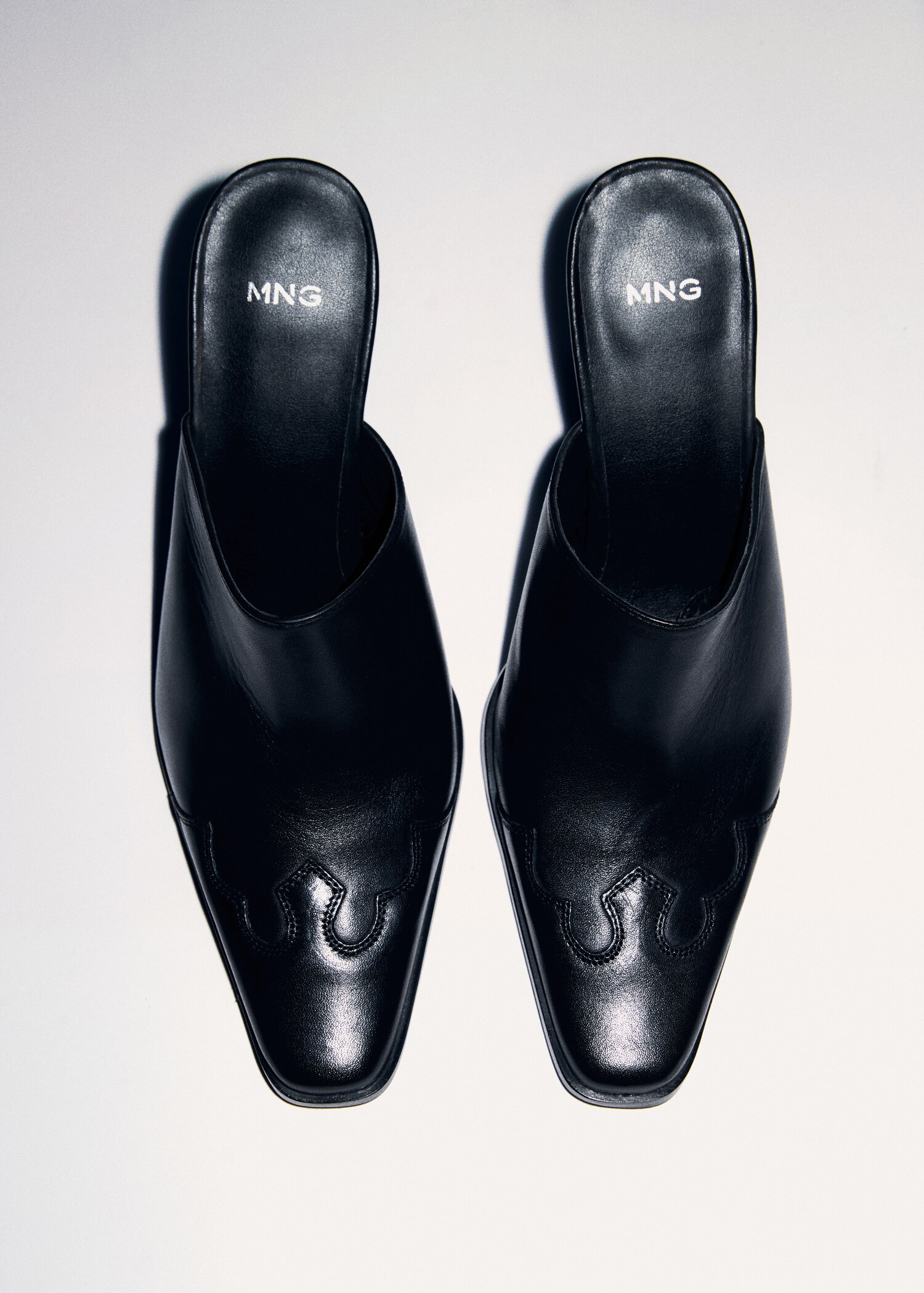 Pointed-toe leather slingback shoes - Details of the article 5