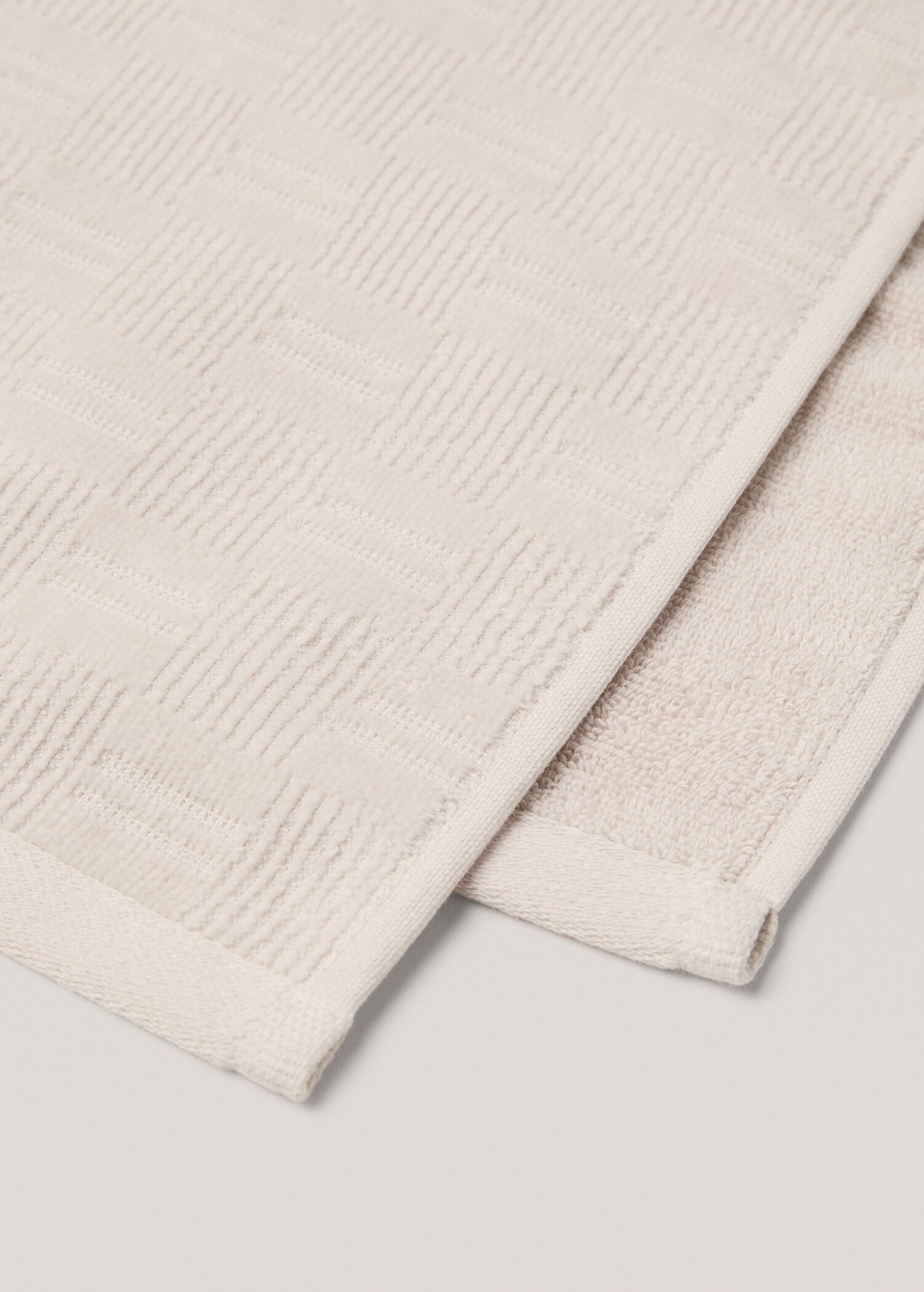 100% cotton hand towel with jacquard structure 50x90cm - Details of the article 2