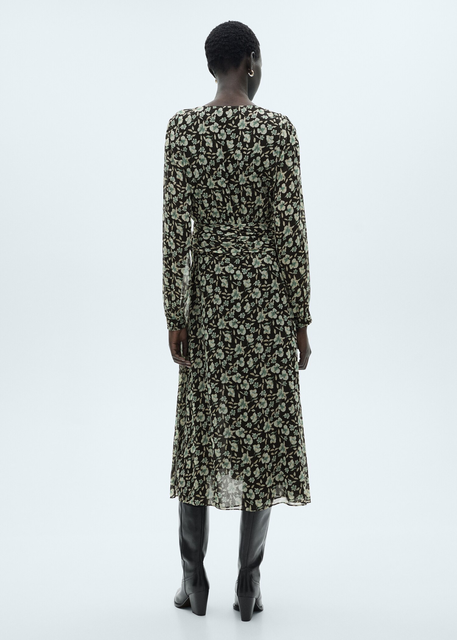 Robe en gaze à fleurs - Verso de l’article
