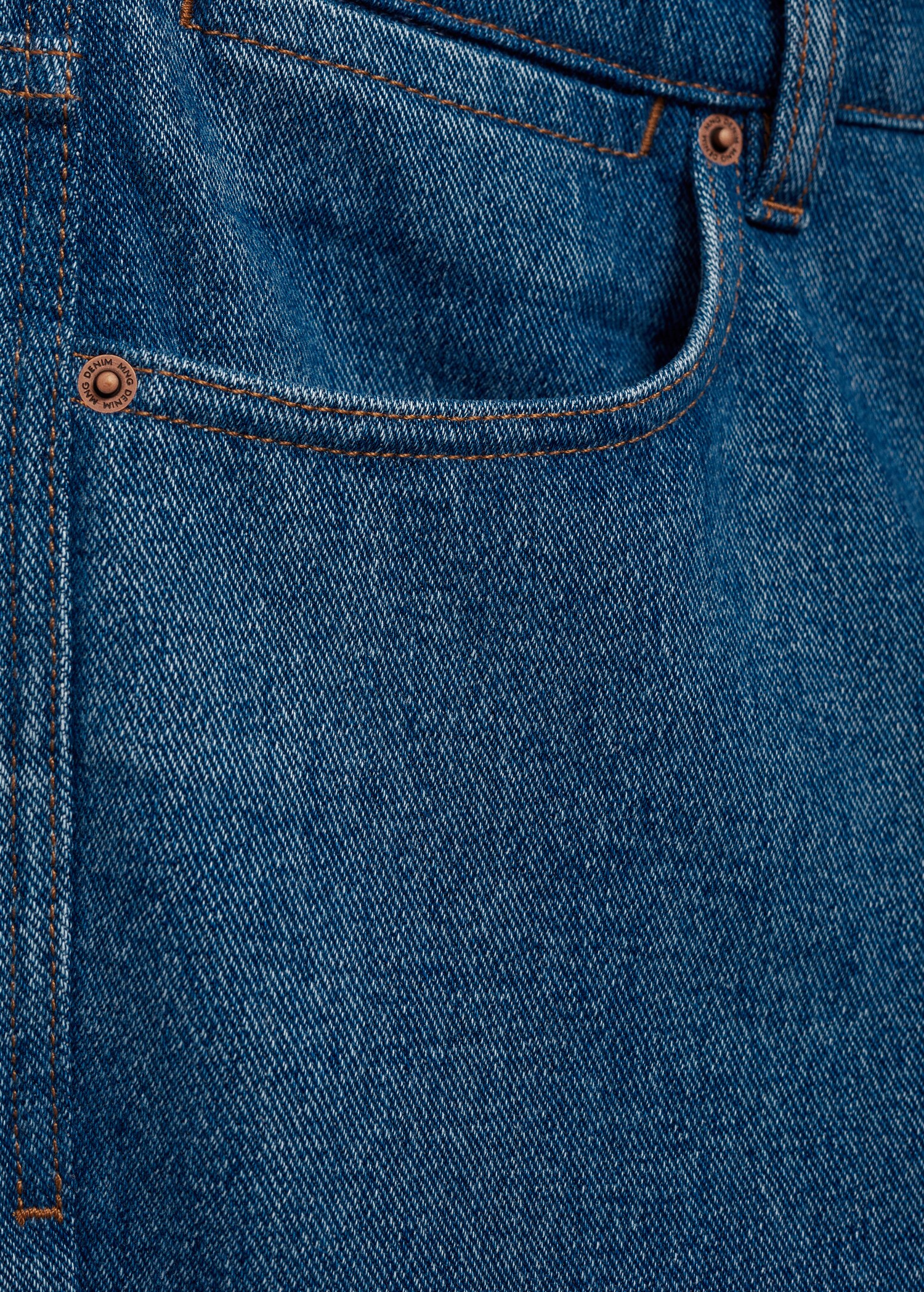 Slim-fit jeans in medium wash - Details of the article 0