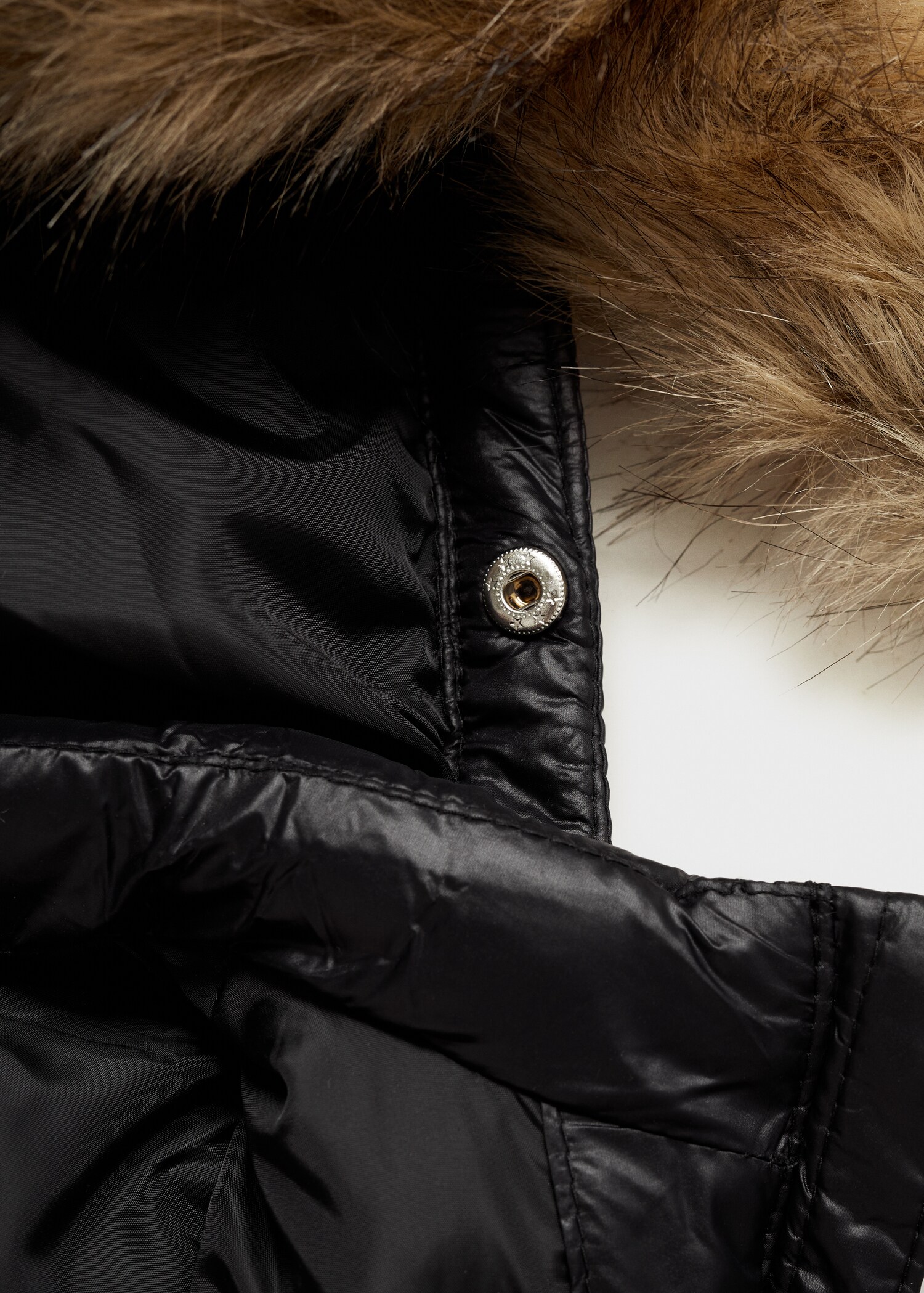 Anorak matelassé capuche imitation fourrure - Détail de l'article 8